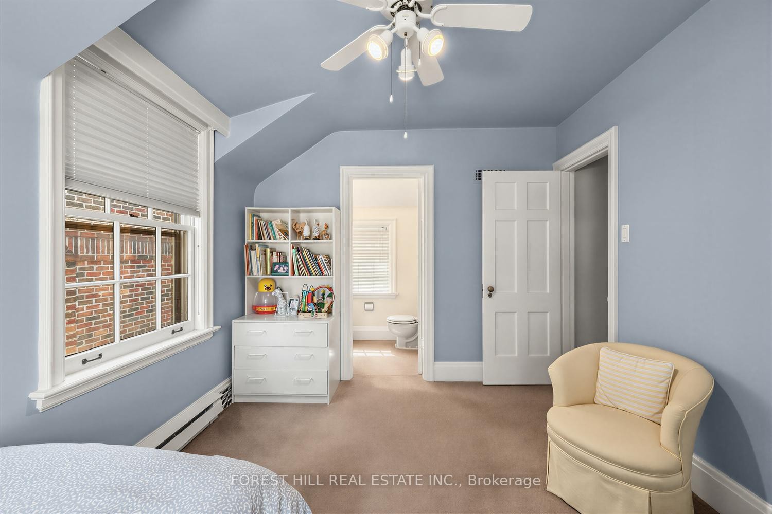 









339


Cortleigh

Boulevard,
Toronto,




ON
M5N 1R2

