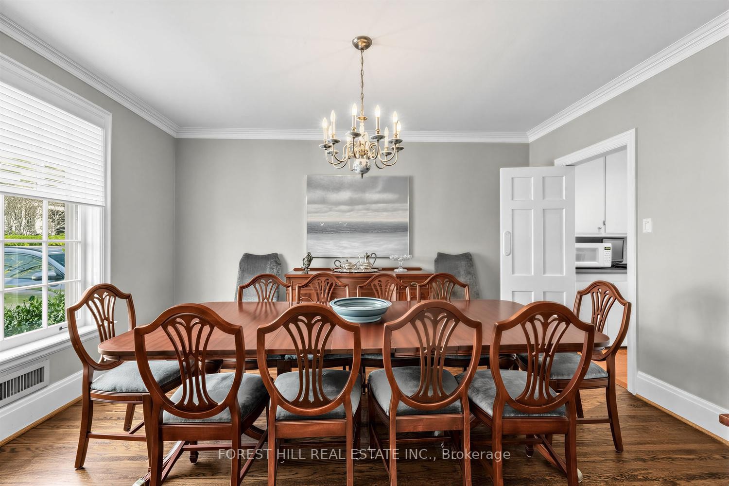 









339


Cortleigh

Boulevard,
Toronto,




ON
M5N 1R2

