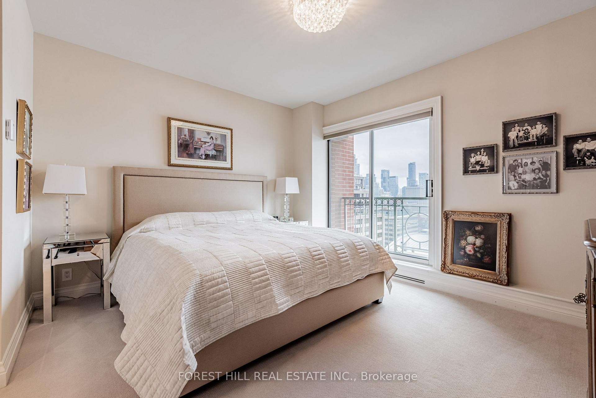 









38


Avenue

Road, 2002,
Toronto,




ON
M5R 2G2

