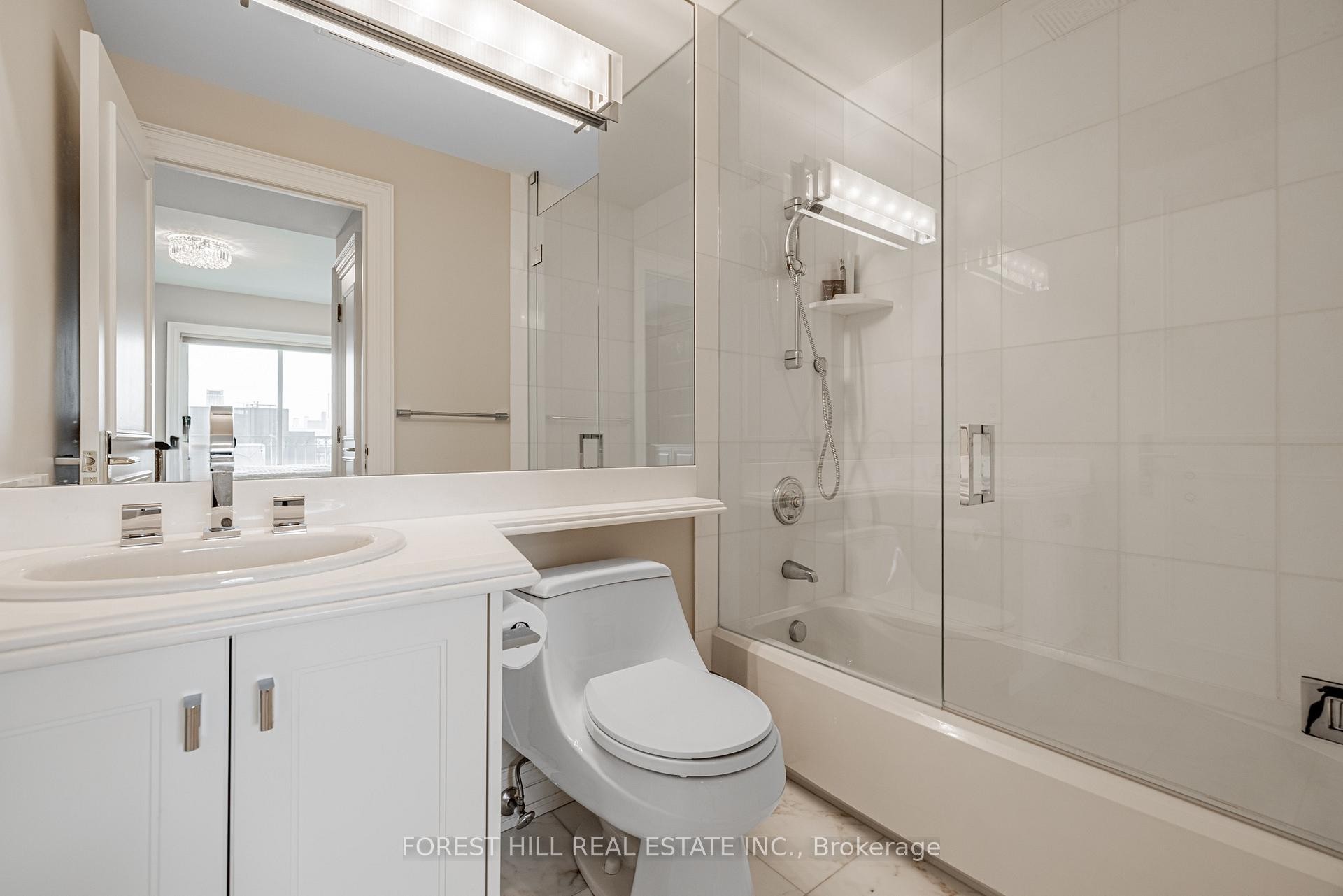 









38


Avenue

Road, 2002,
Toronto,




ON
M5R 2G2

