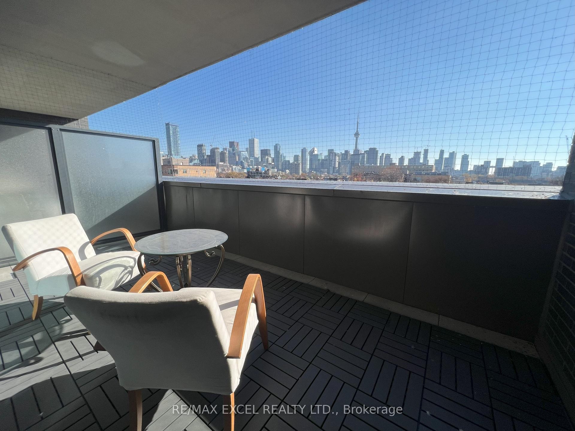 









297


College

Street, 503,
Toronto,




ON
M5T 0C2

