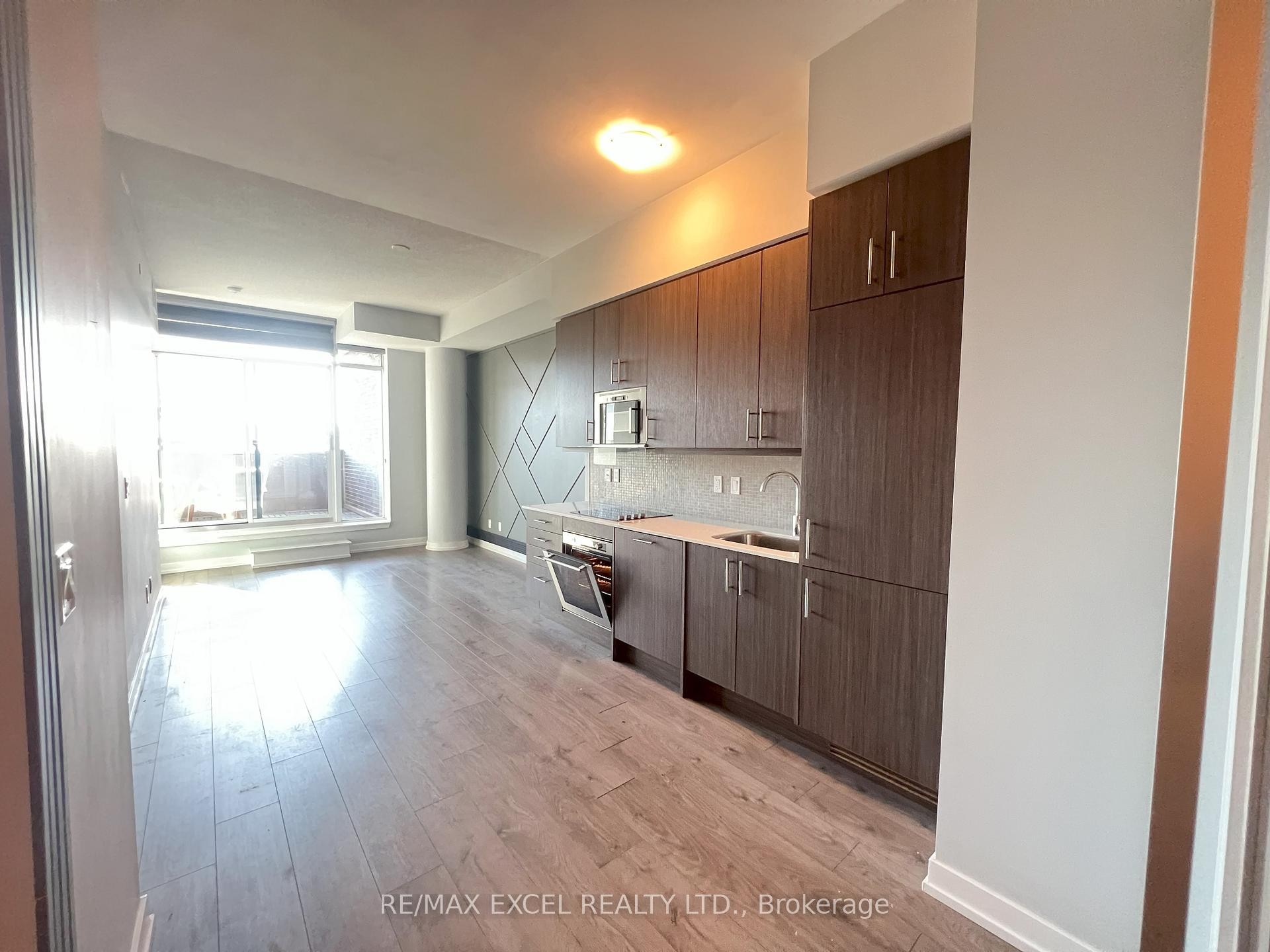 









297


College

Street, 503,
Toronto,




ON
M5T 0C2

