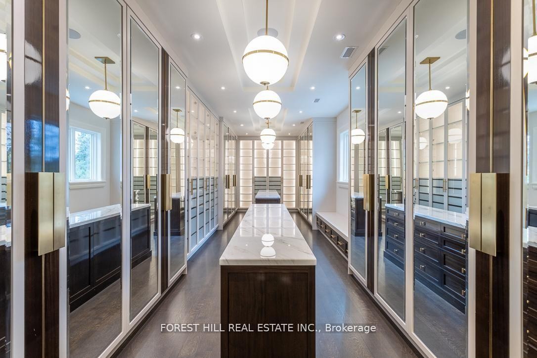 









15


Tudor

Gate,
Toronto,




ON
M2L 1N3

