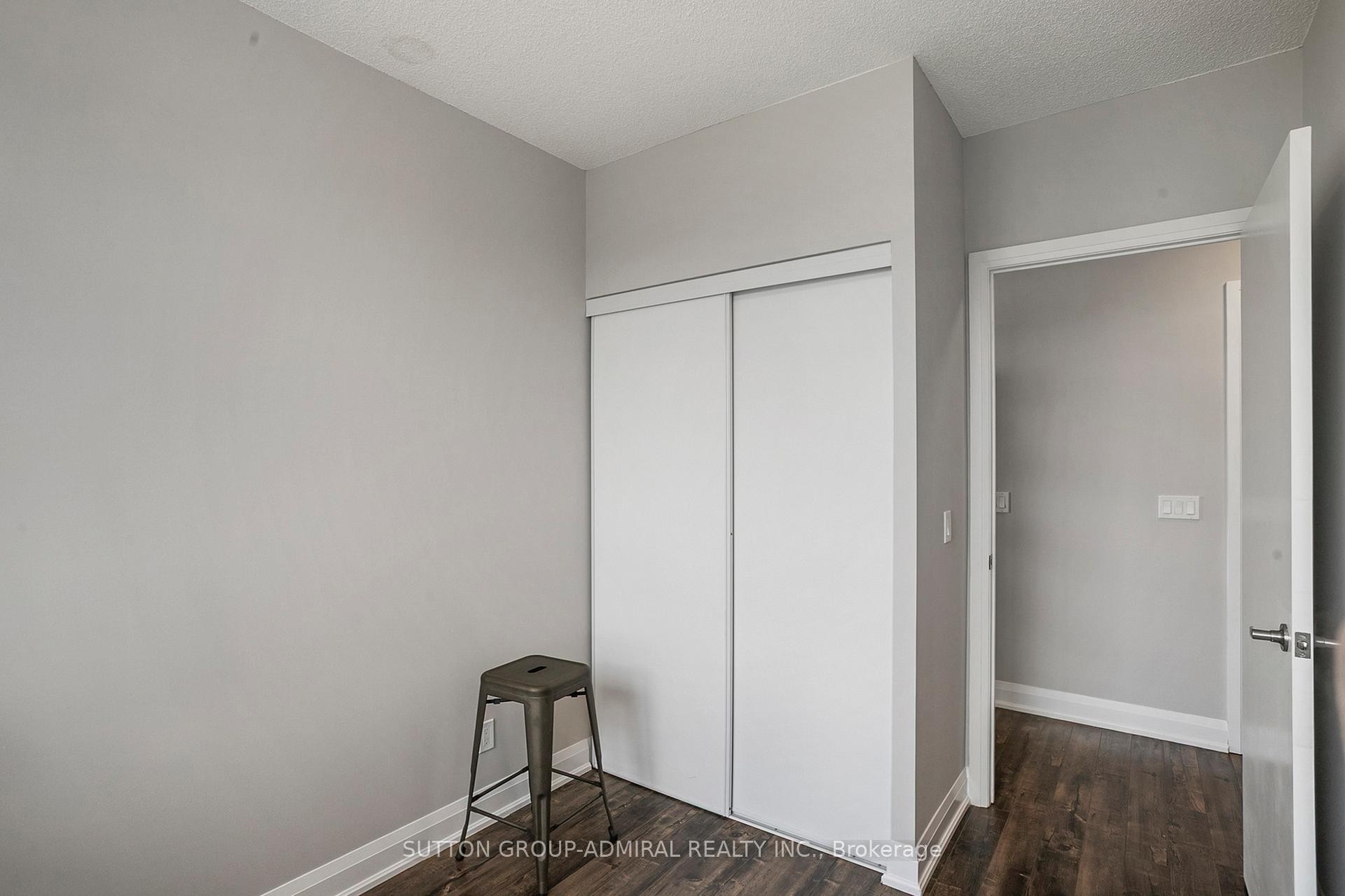 









68


Canterbury

Place, PH09,
Toronto,




ON
M2N 0H8

