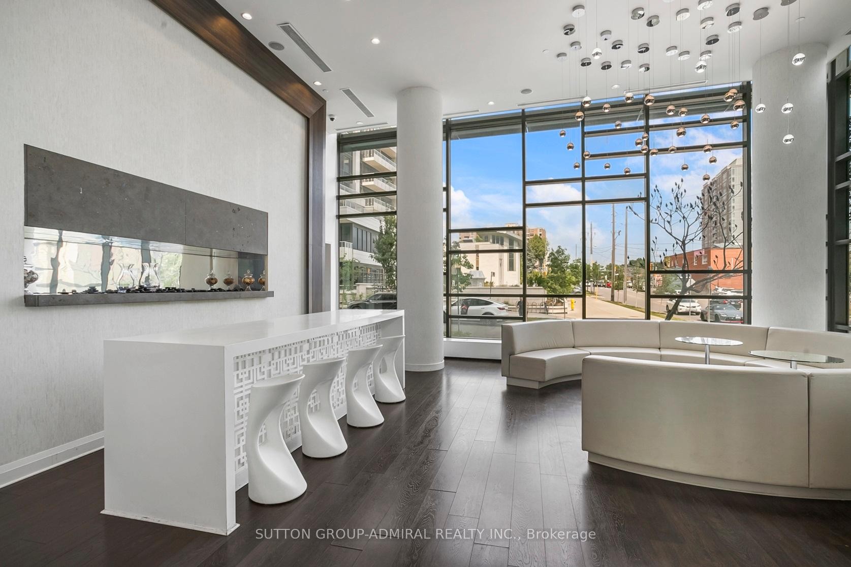 









68


Canterbury

Place, PH09,
Toronto,




ON
M2N 0H8

