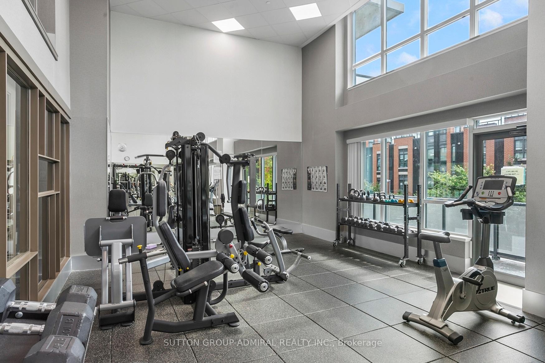 









68


Canterbury

Place, PH09,
Toronto,




ON
M2N 0H8


