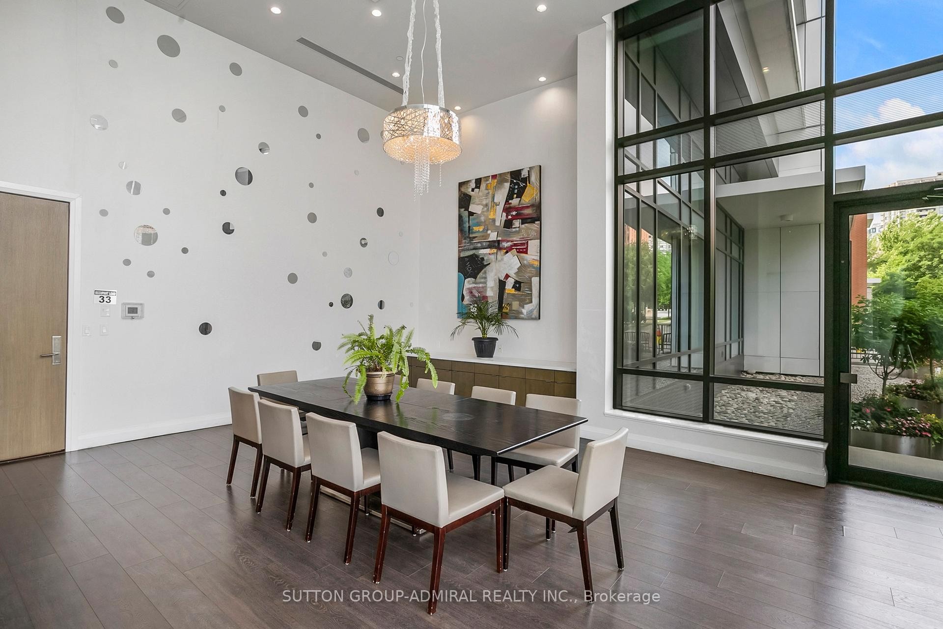 









68


Canterbury

Place, PH09,
Toronto,




ON
M2N 0H8

