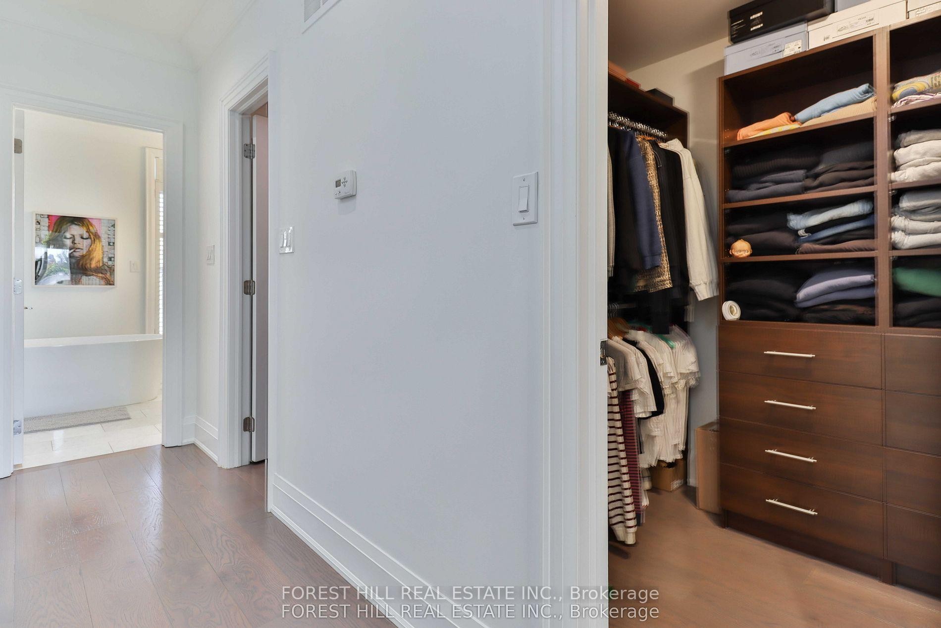 









51B


Burnaby

Boulevard,
Toronto,




ON
M5N 1G3

