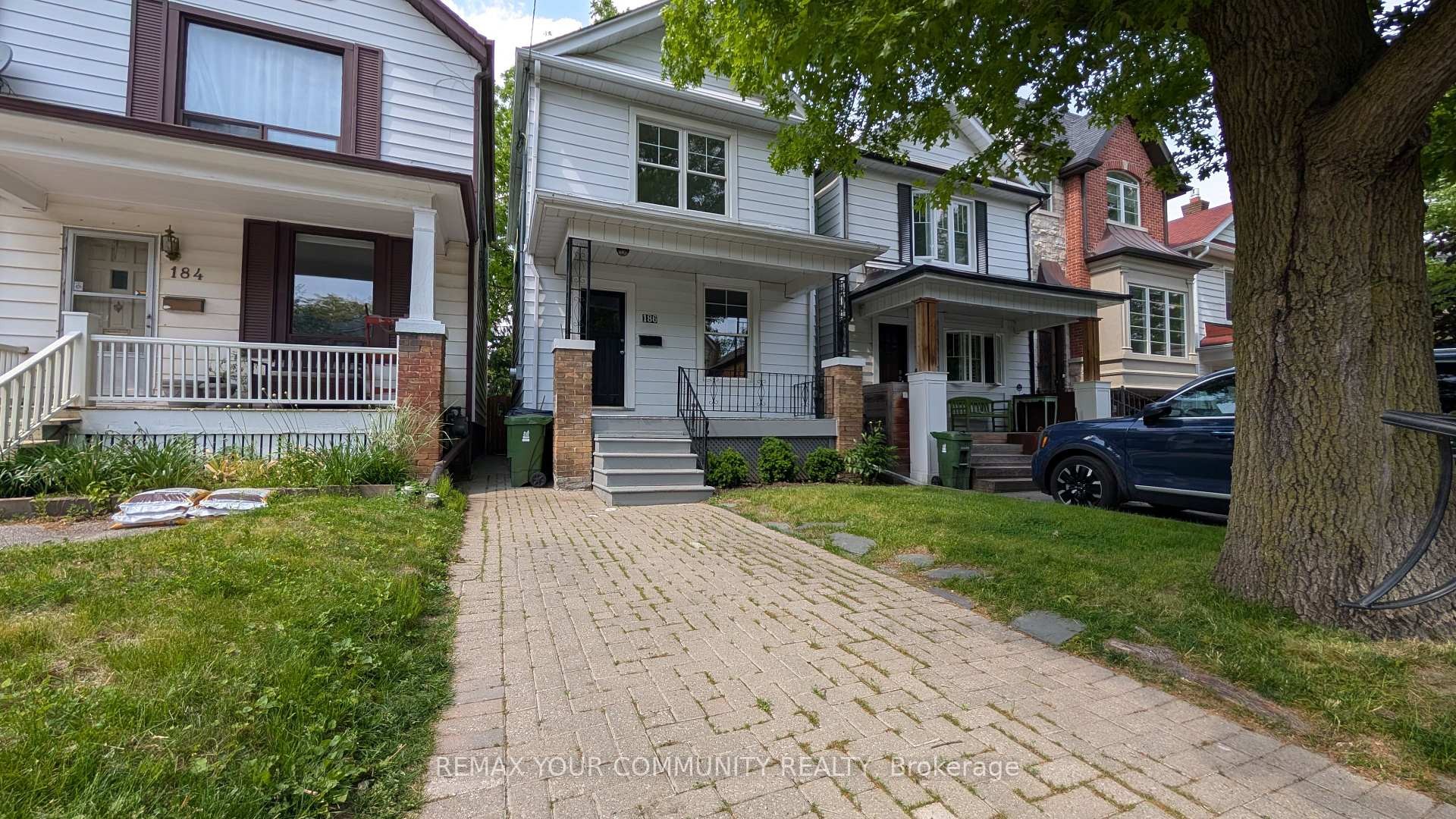 









186


Roslin

Avenue,
Toronto,




ON
M4N 1Z6

