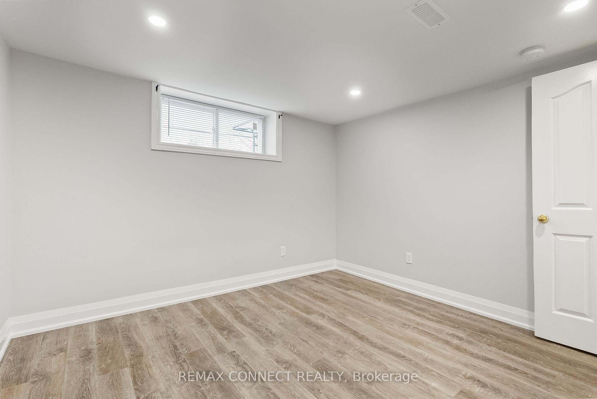 









124


Burcher

Road,
Ajax,




ON
L1S 2R4

