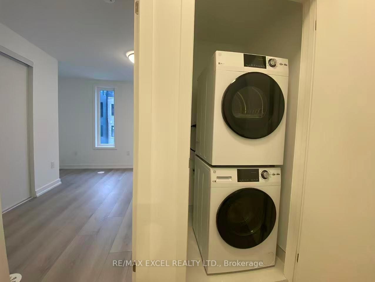 









10


CALAMINT

Lane, 61,
Toronto,




ON
M1W 2H1

