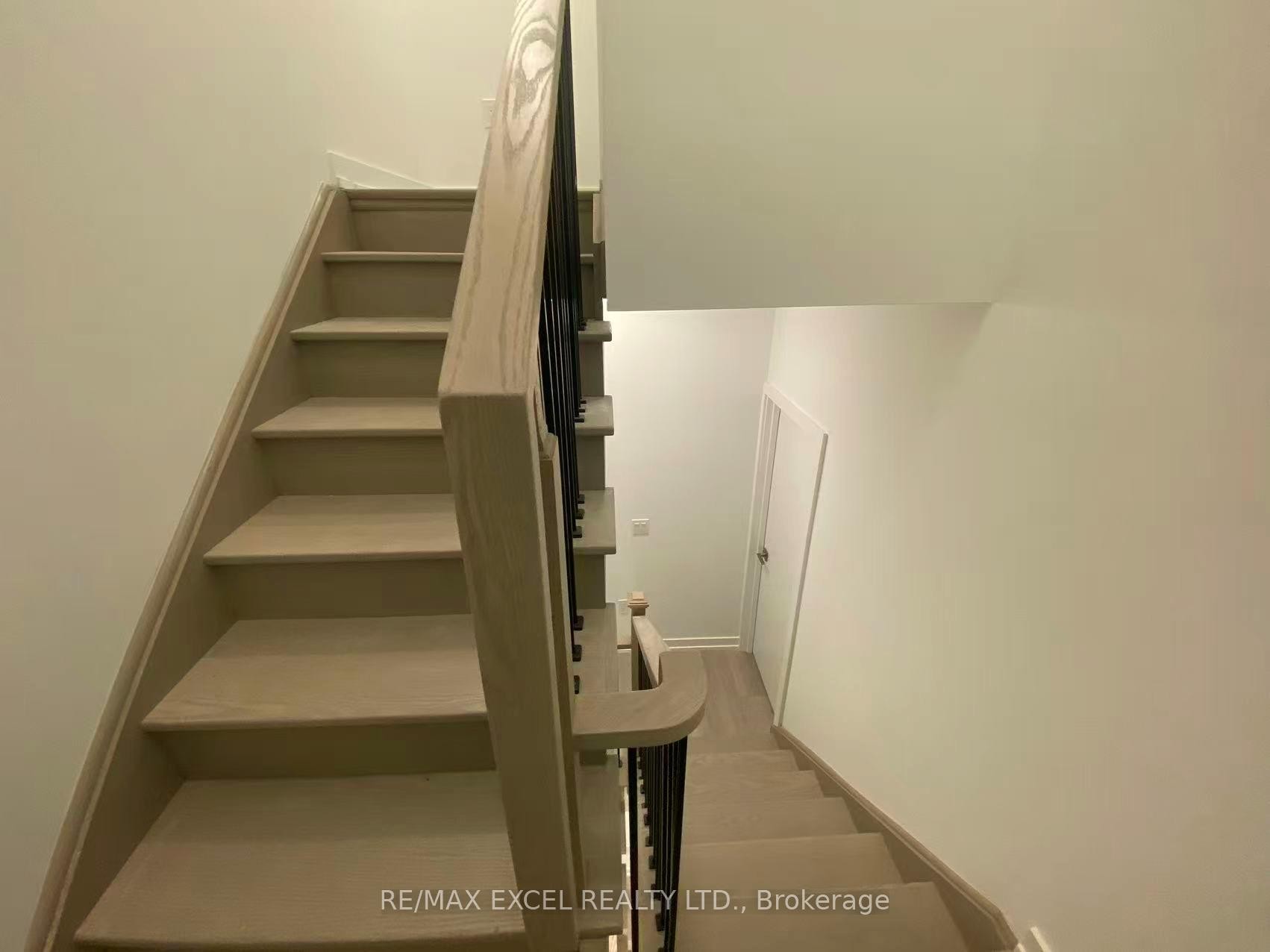 









10


CALAMINT

Lane, 61,
Toronto,




ON
M1W 2H1

