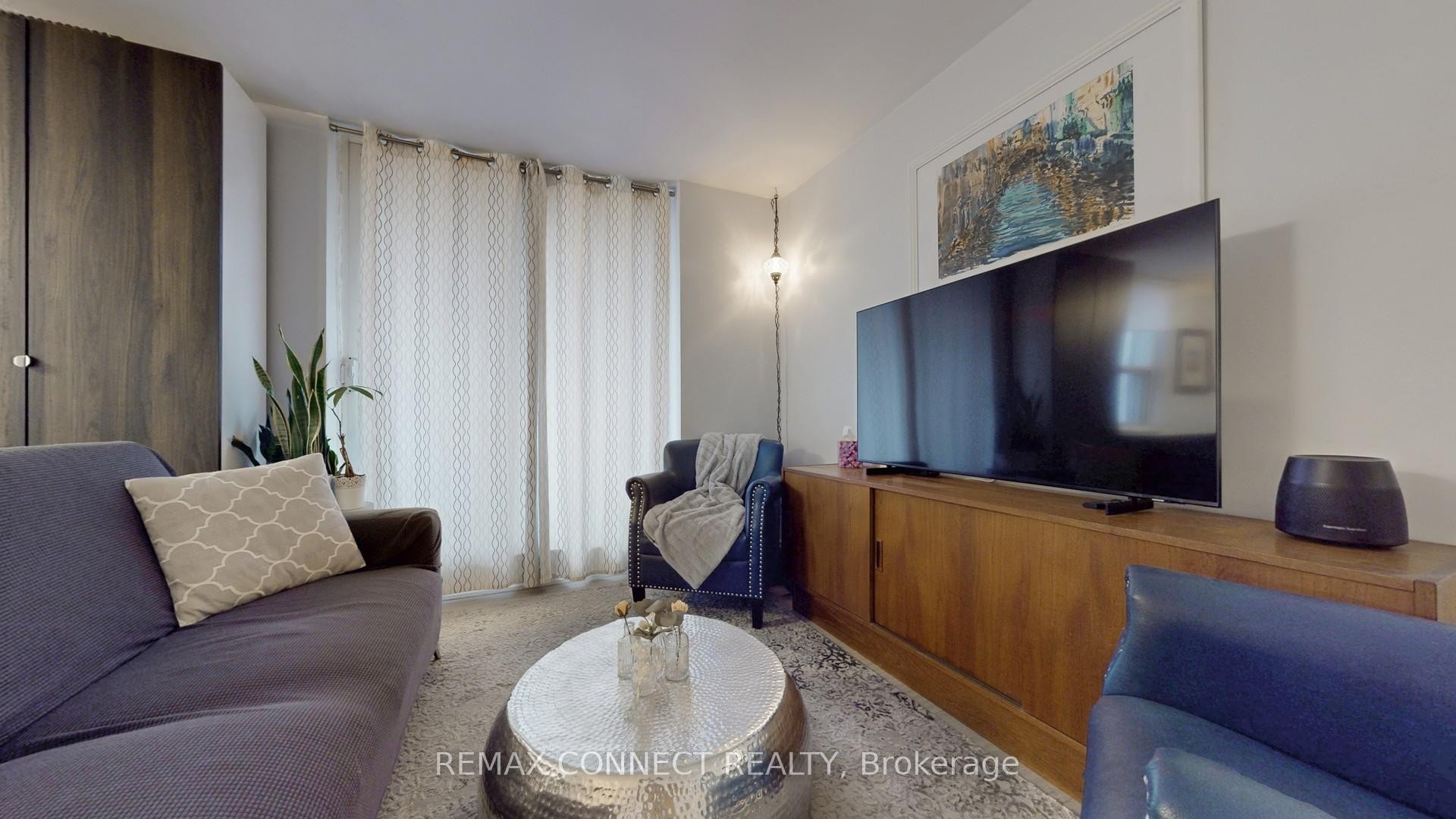 









1145


Logan

Avenue, 703,
Toronto,




ON
M4K 3G9

