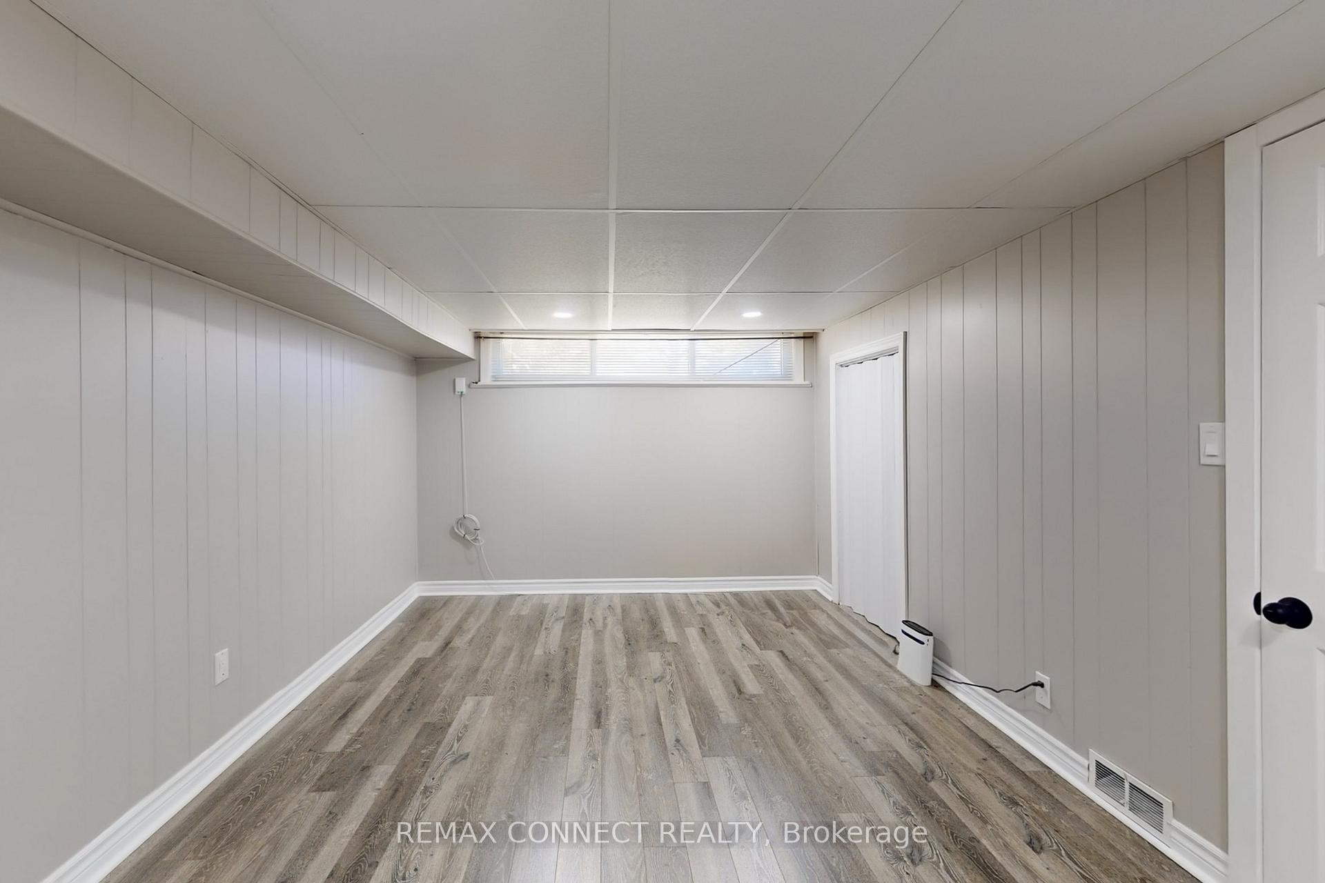 









326


Rosedale

Drive West, Bsmt,
Whitby,




ON
L1N 1Z3

