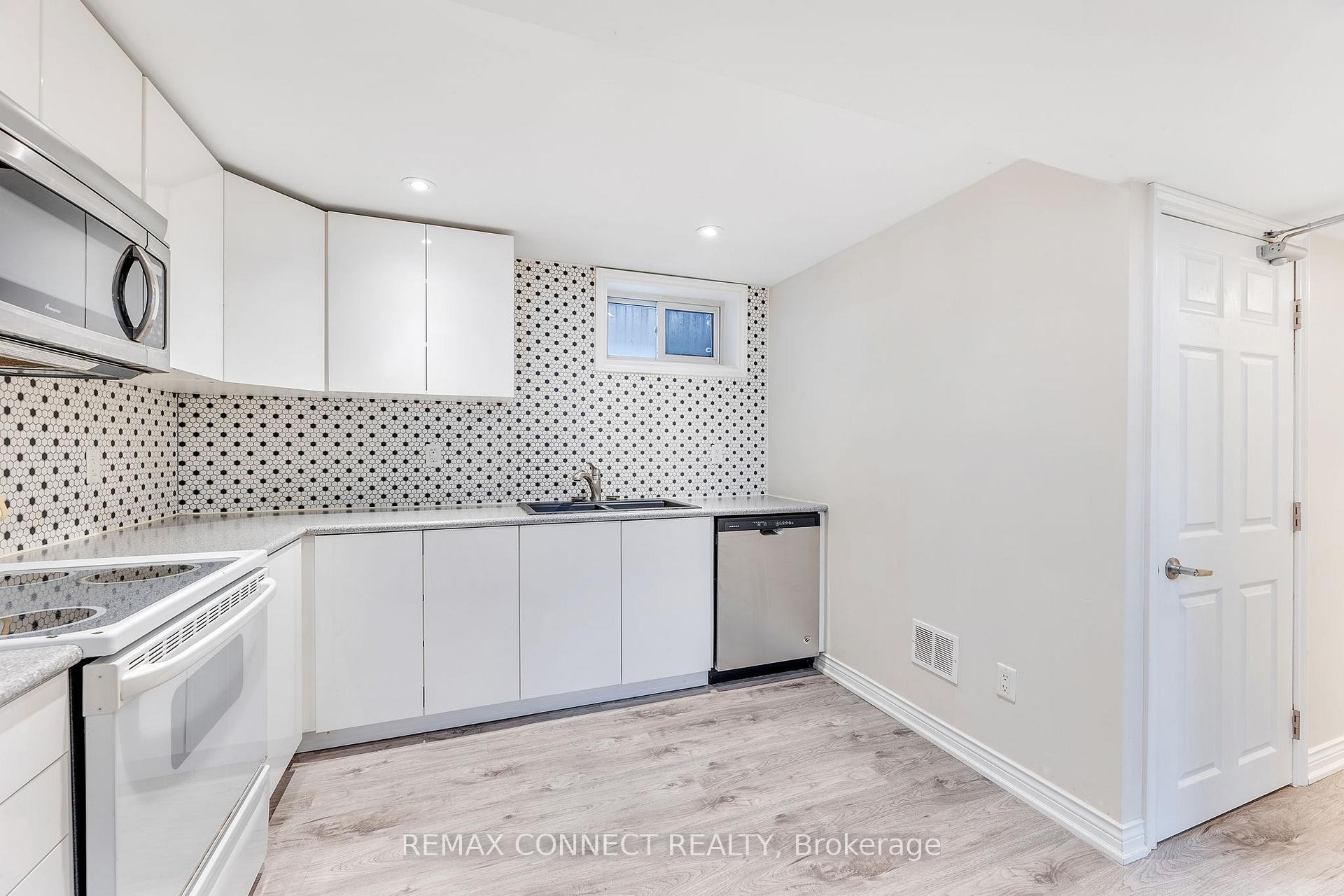 









47


Beatty

Road, Bsmt,
Ajax,




ON
L1S 1Z1

