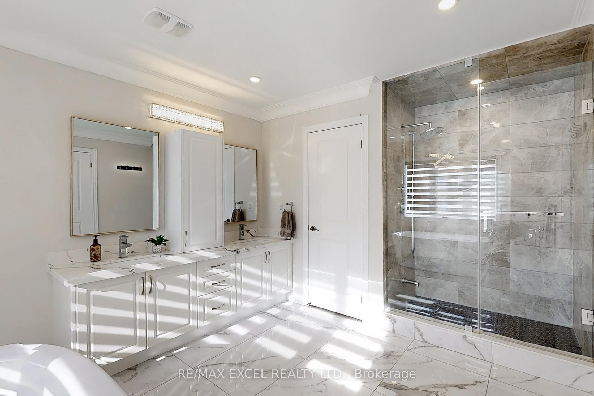 









70


Swordfish

Drive,
Whitby,




ON
L1P 0K5

