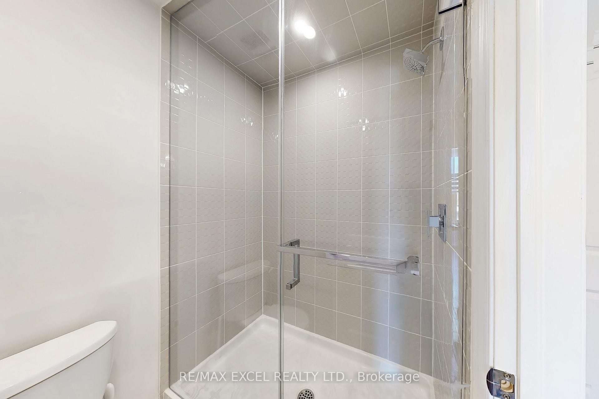 









70


Swordfish

Drive,
Whitby,




ON
L1P 0K5

