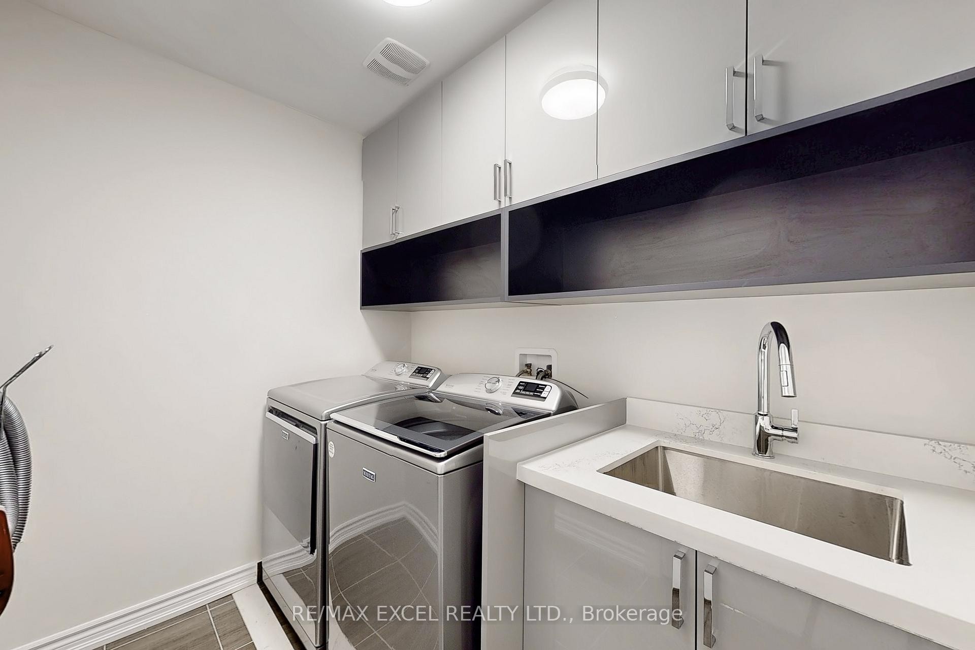 









70


Swordfish

Drive,
Whitby,




ON
L1P 0K5

