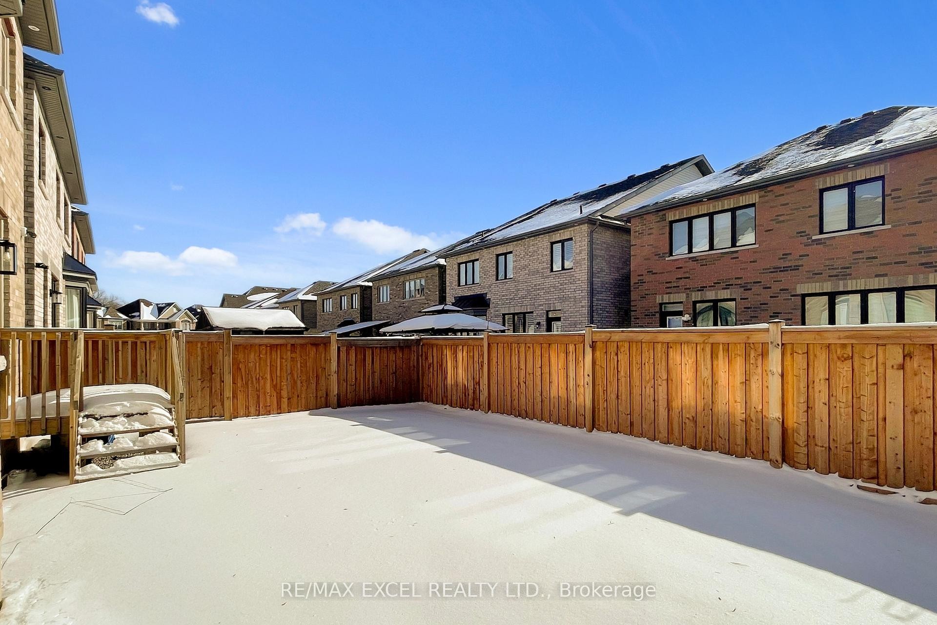 









70


Swordfish

Drive,
Whitby,




ON
L1P 0K5

