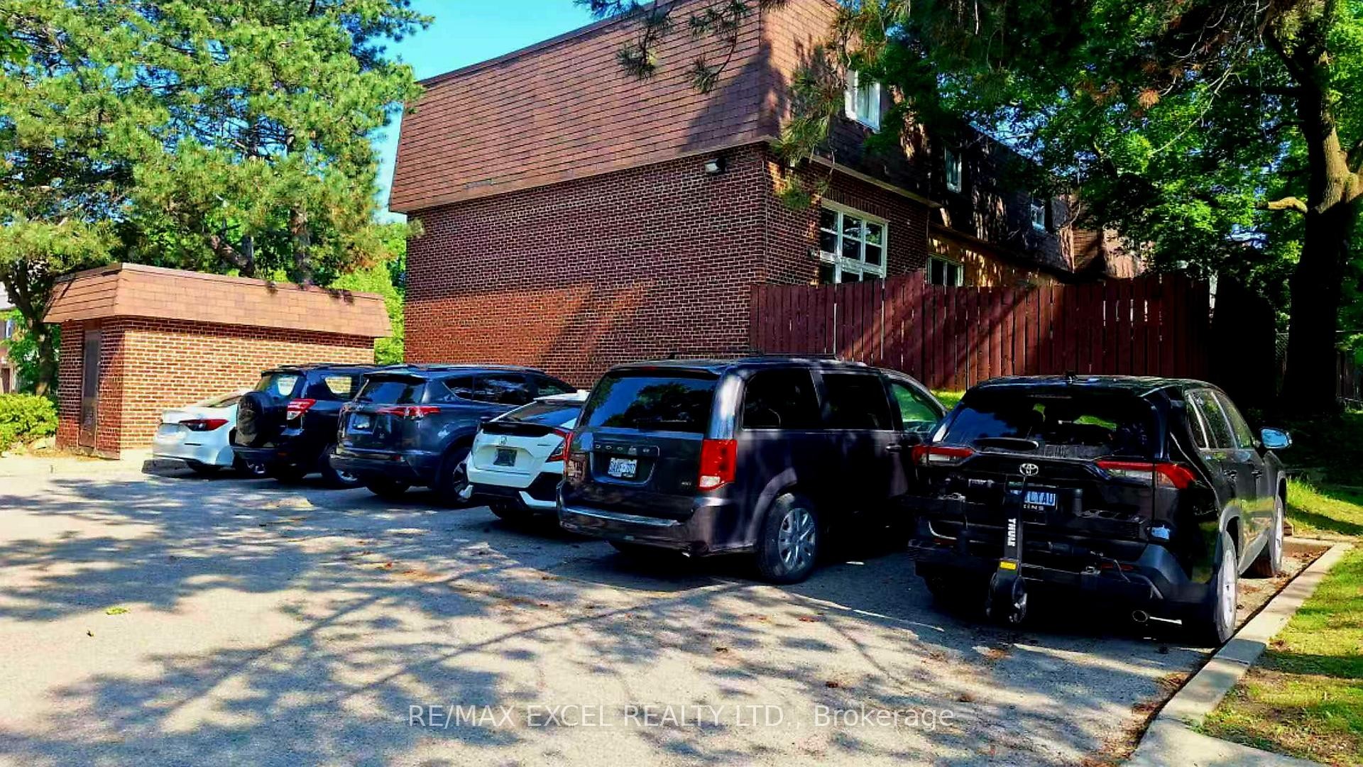 









20


Crockamhill

Drive, 1,
Toronto,




ON
M1S 3H1

