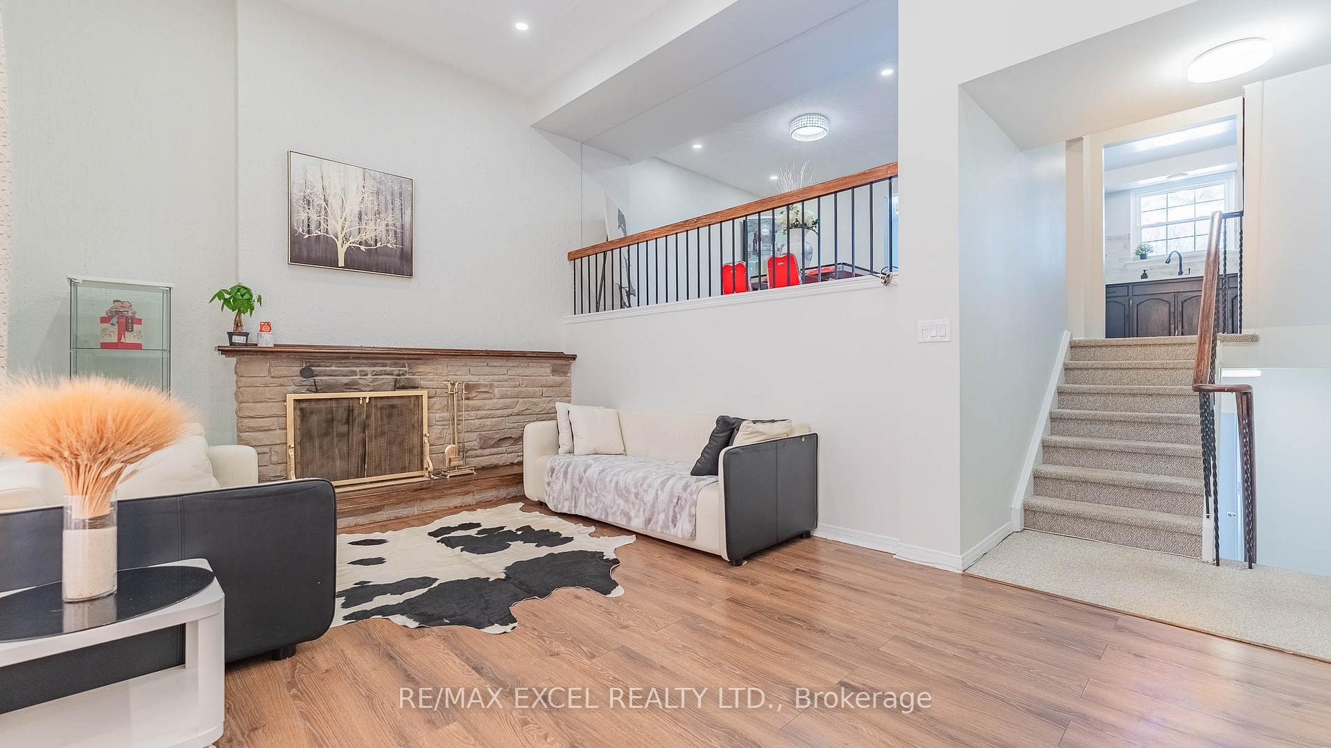 









20


Crockamhill

Drive, 1,
Toronto,




ON
M1S 3H1

