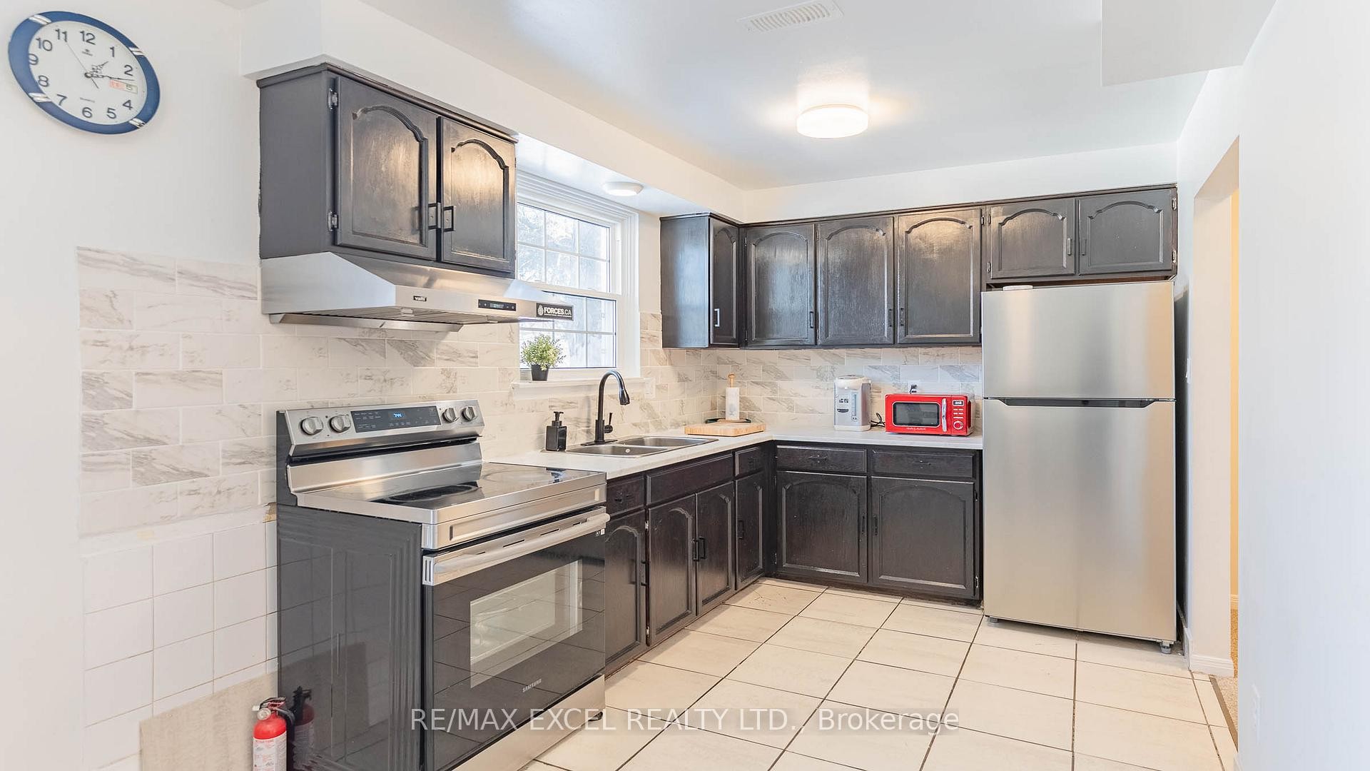 









20


Crockamhill

Drive, 1,
Toronto,




ON
M1S 3H1

