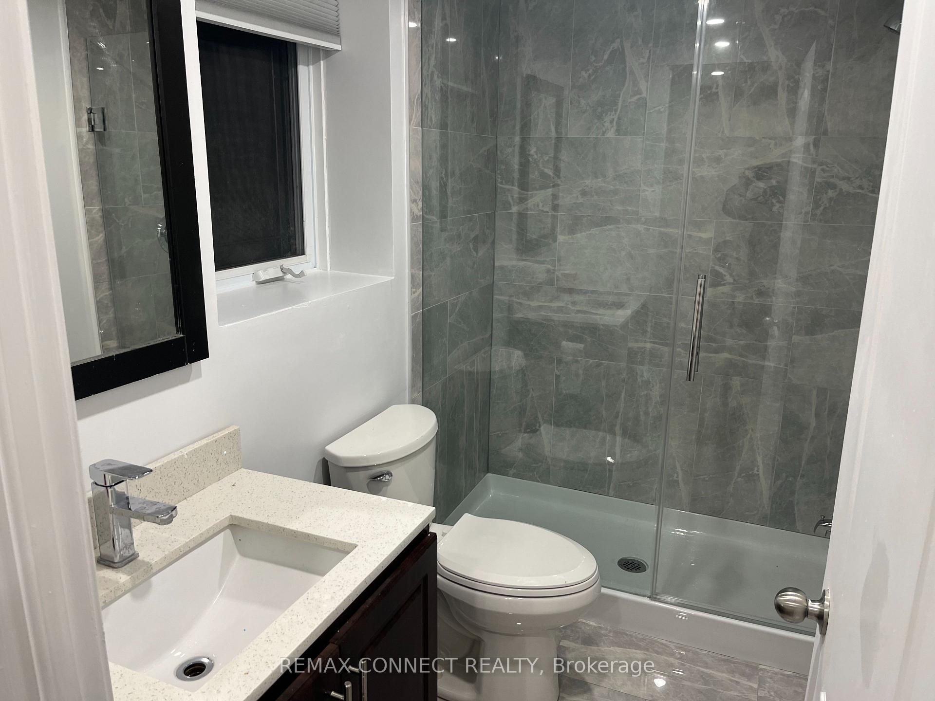 









1394


Largo

Crescent, Lower,
Oshawa,




ON
L1G 7E5

