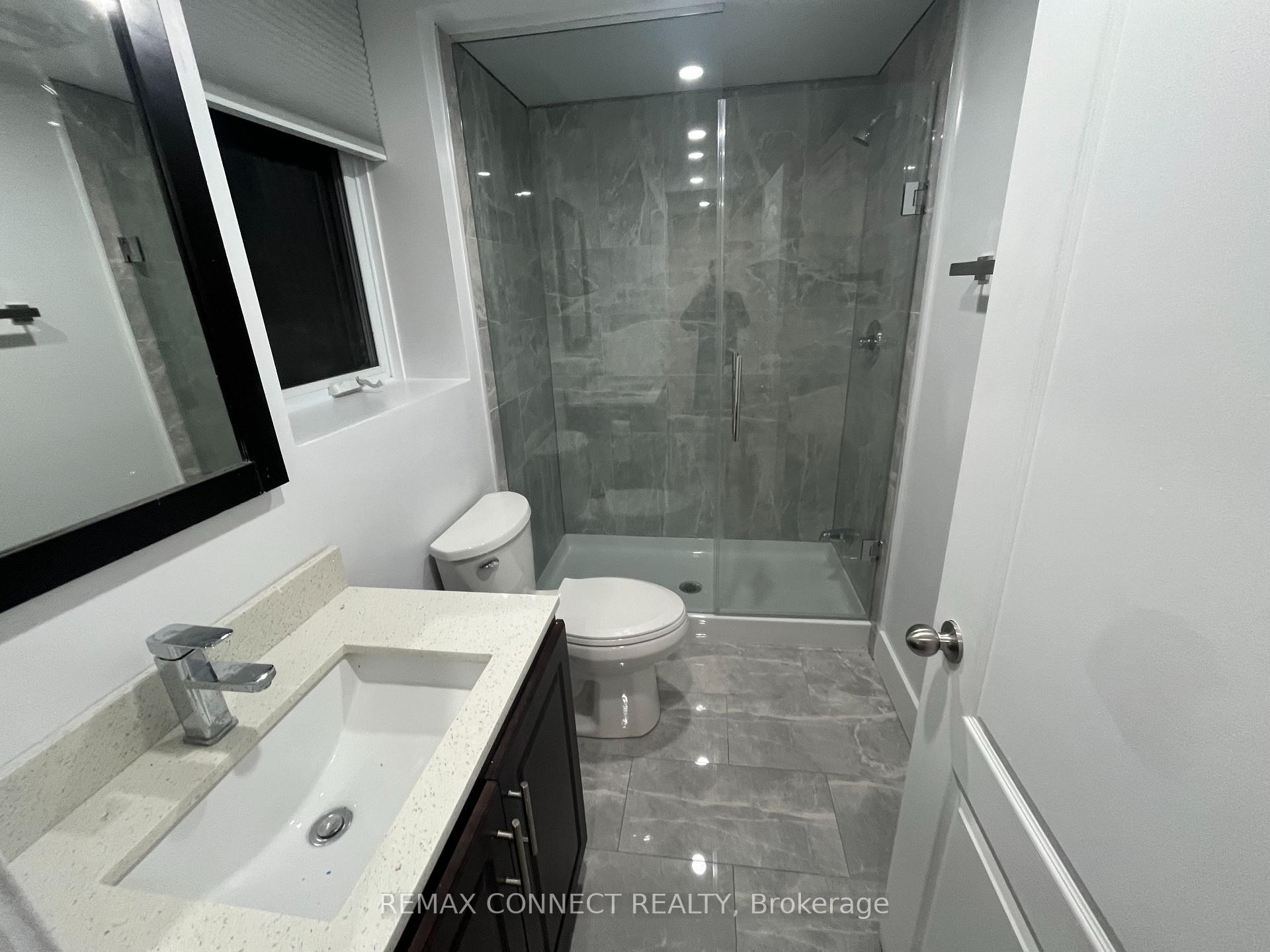 









1394


Largo

Crescent, Lower,
Oshawa,




ON
L1G 7E5

