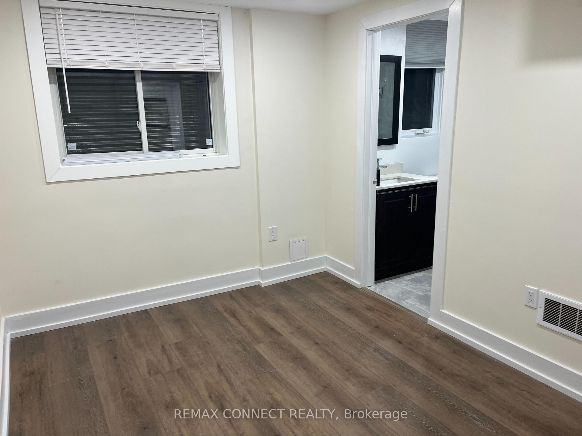 









1394


Largo

Crescent, Lower,
Oshawa,




ON
L1G 7E5

