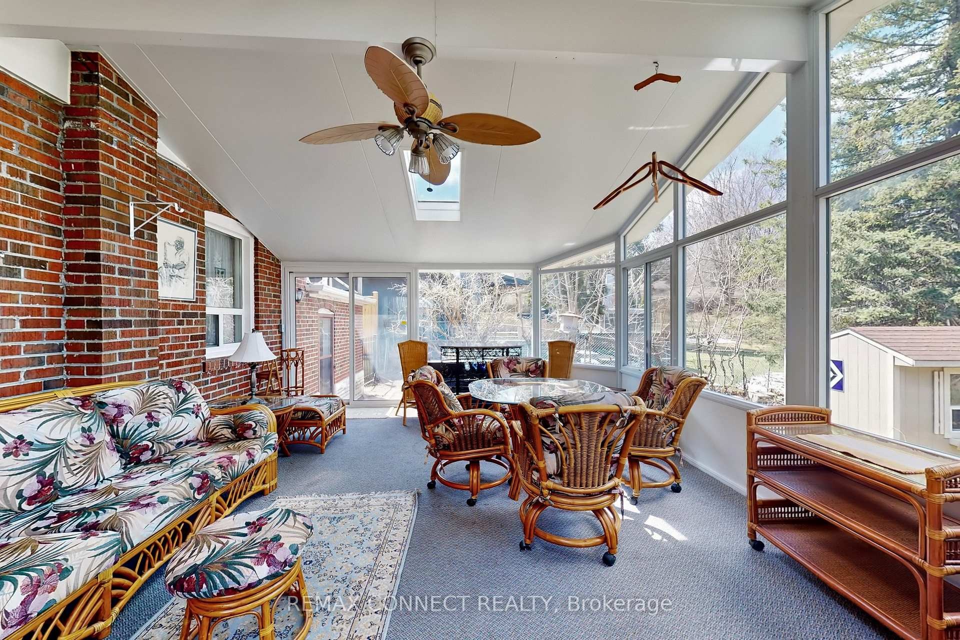 









20


Brinloor

Boulevard,
Toronto,




ON
M1M 1L2

