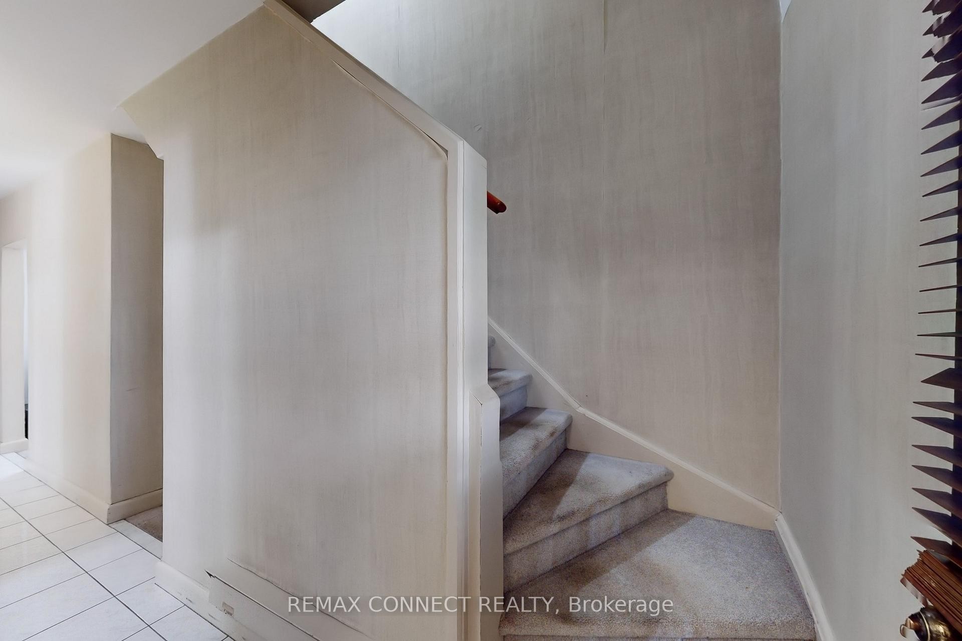 









20


Brinloor

Boulevard,
Toronto,




ON
M1M 1L2

