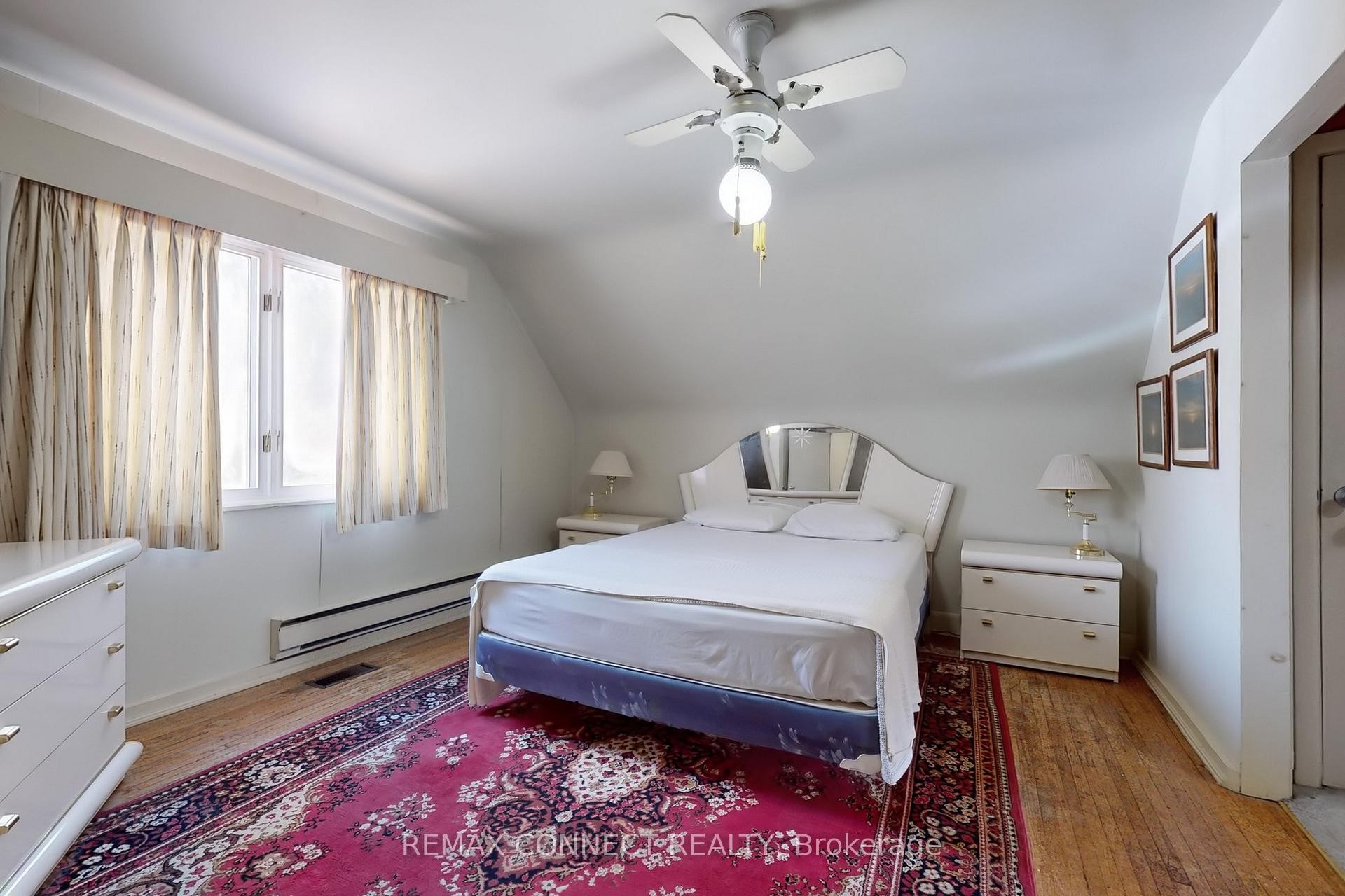 









20


Brinloor

Boulevard,
Toronto,




ON
M1M 1L2

