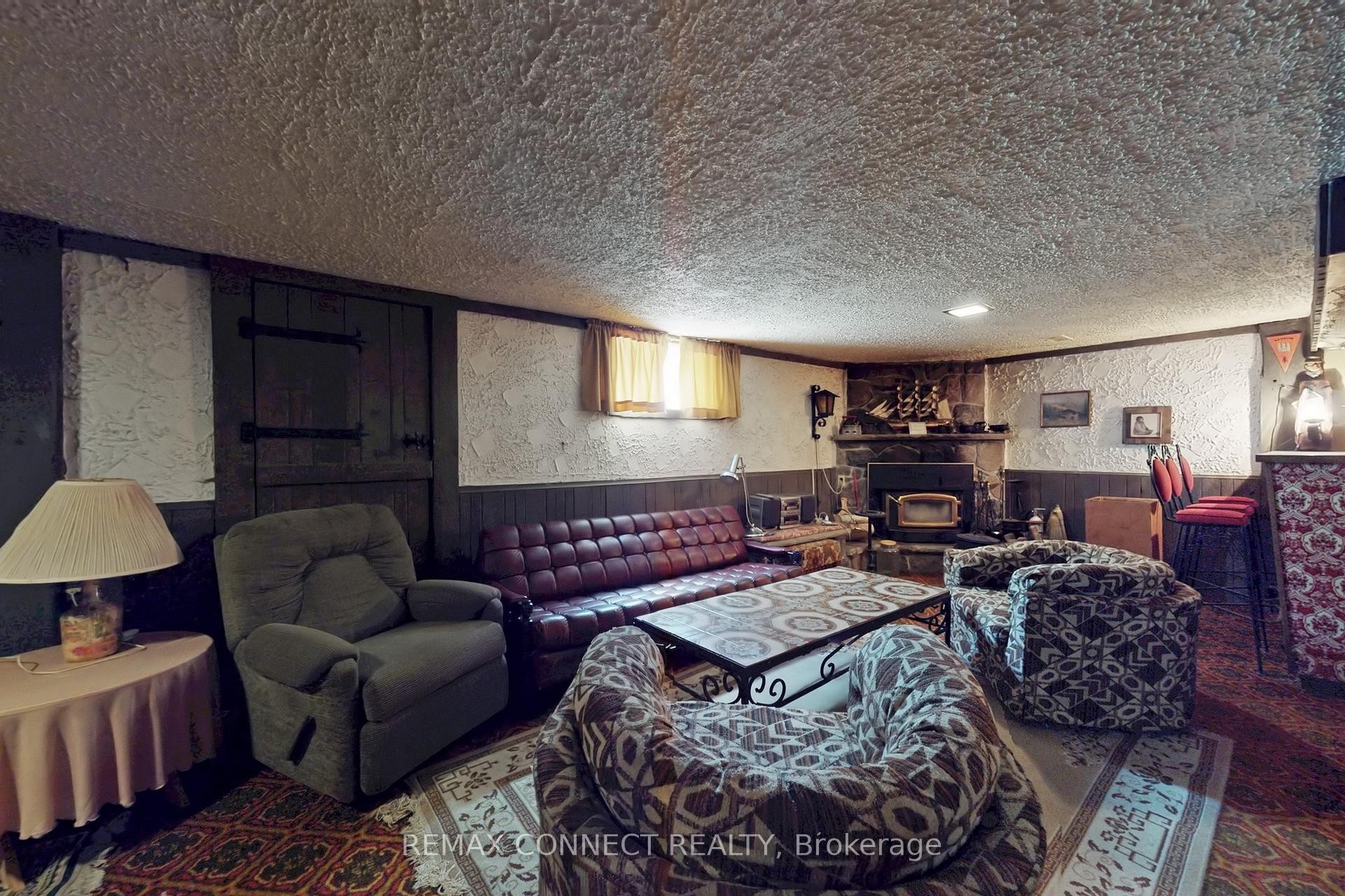 









20


Brinloor

Boulevard,
Toronto,




ON
M1M 1L2

