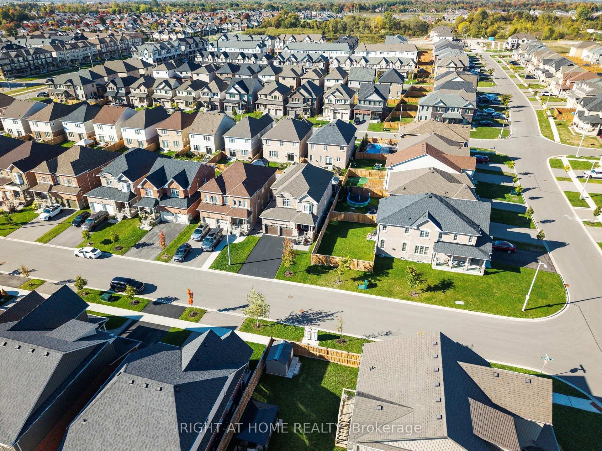 









4


Bill Hutchinson

Crescent,
Clarington,




ON
L1C 7E1

