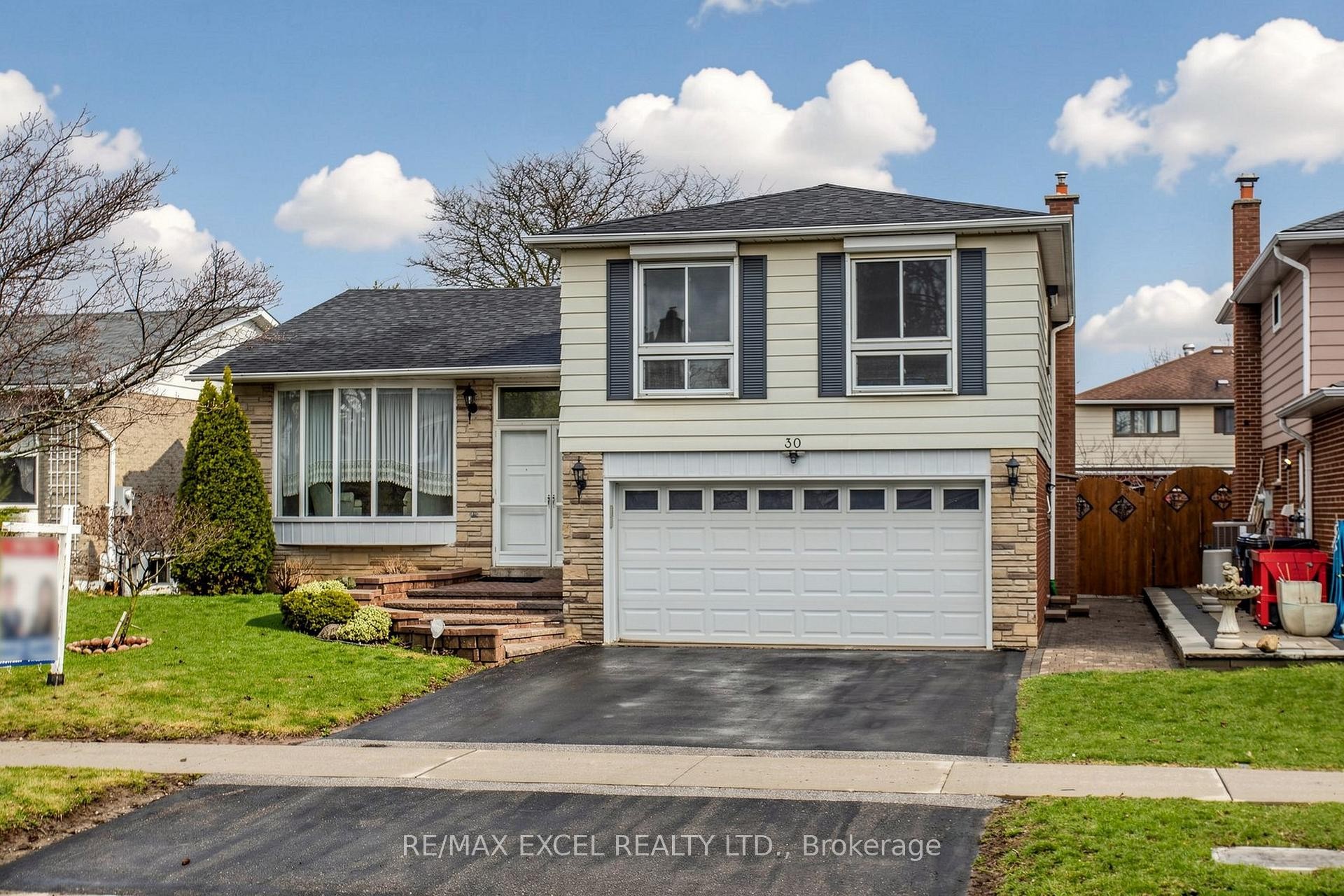 









30


WAKEFIELD

Crescent,
Toronto,




ON
M1W 2C2

