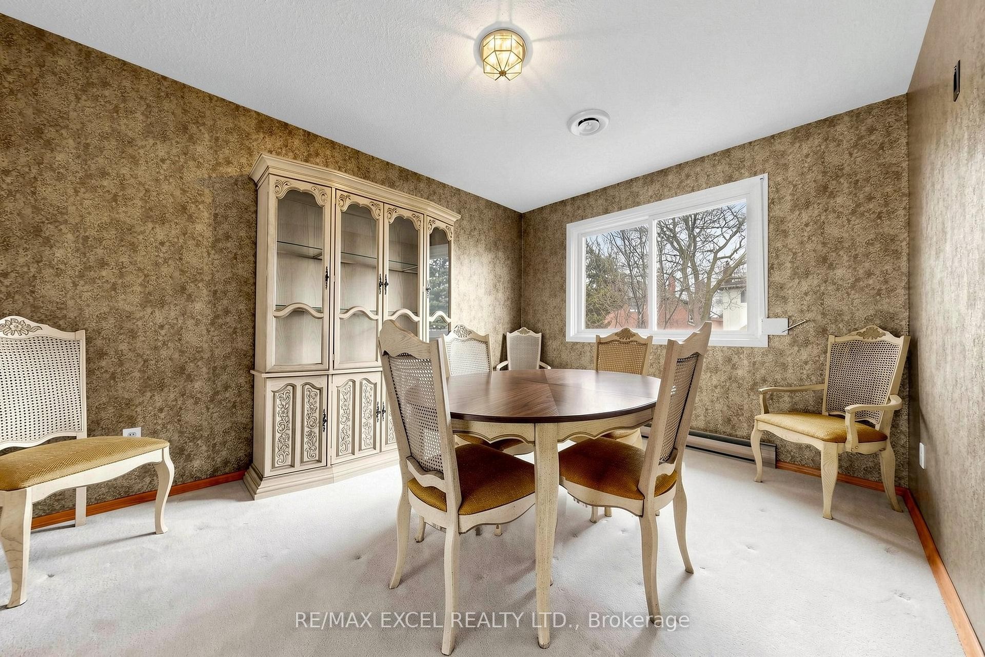 









30


WAKEFIELD

Crescent,
Toronto,




ON
M1W 2C2

