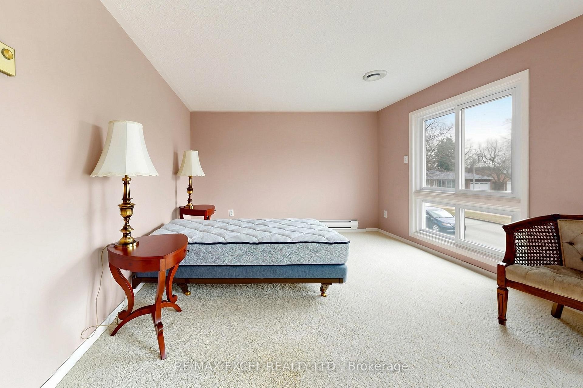 









30


WAKEFIELD

Crescent,
Toronto,




ON
M1W 2C2

