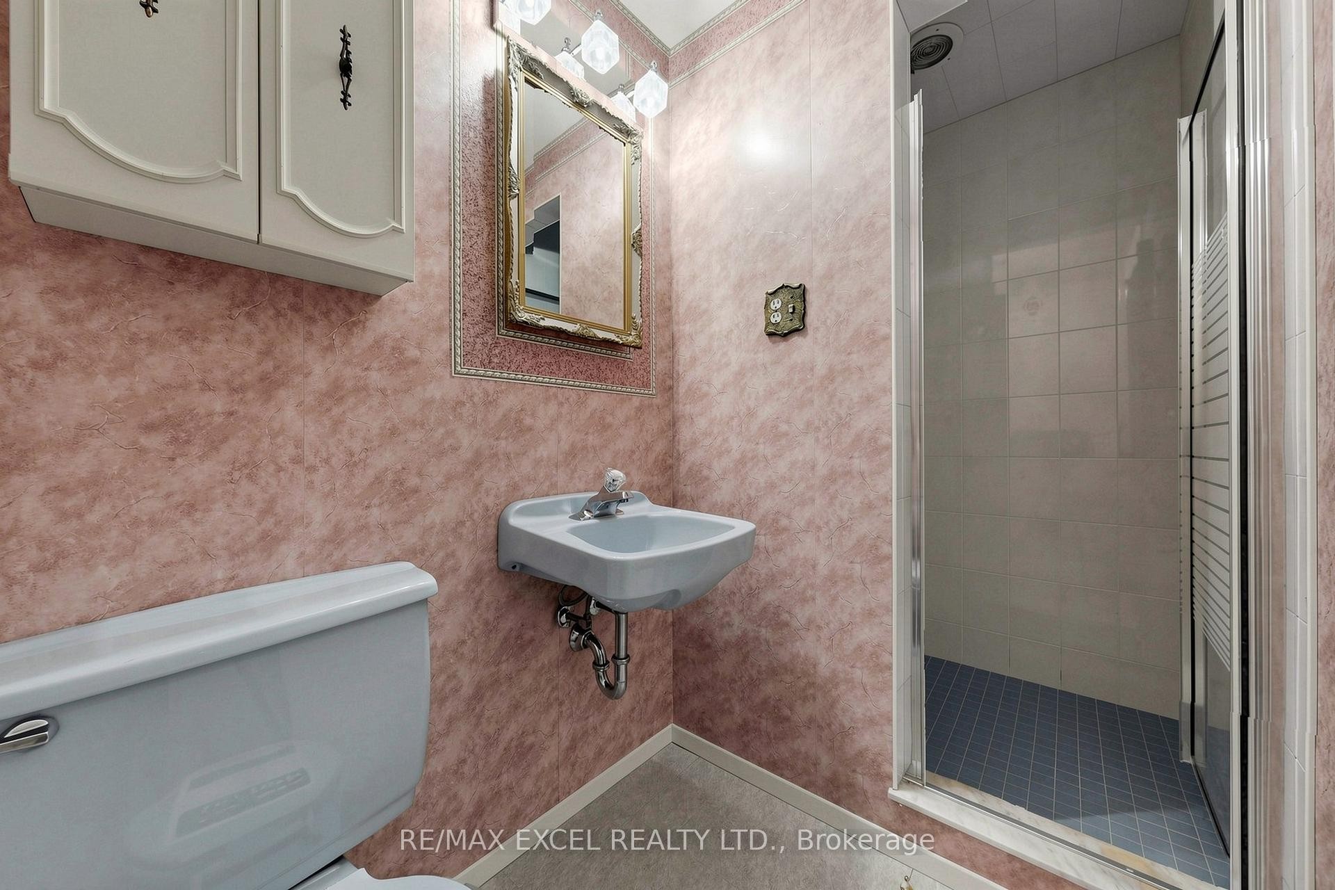 









30


WAKEFIELD

Crescent,
Toronto,




ON
M1W 2C2

