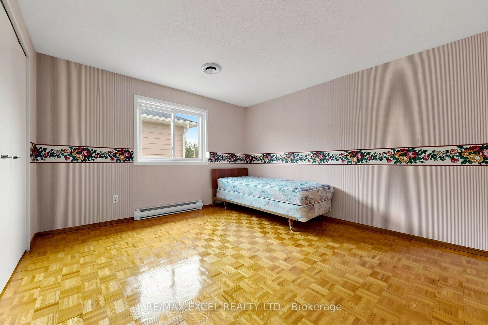 









30


WAKEFIELD

Crescent,
Toronto,




ON
M1W 2C2

