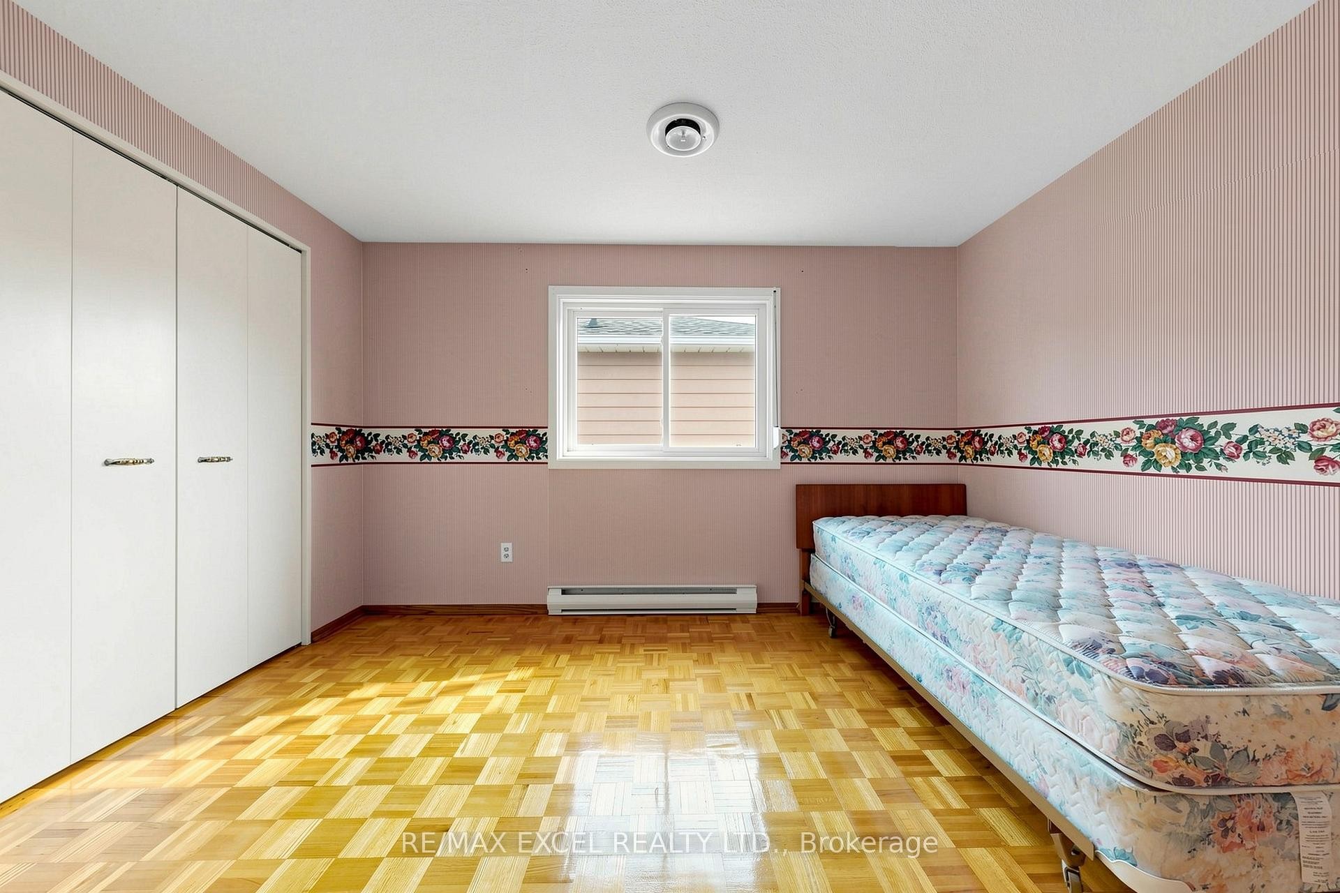 









30


WAKEFIELD

Crescent,
Toronto,




ON
M1W 2C2

