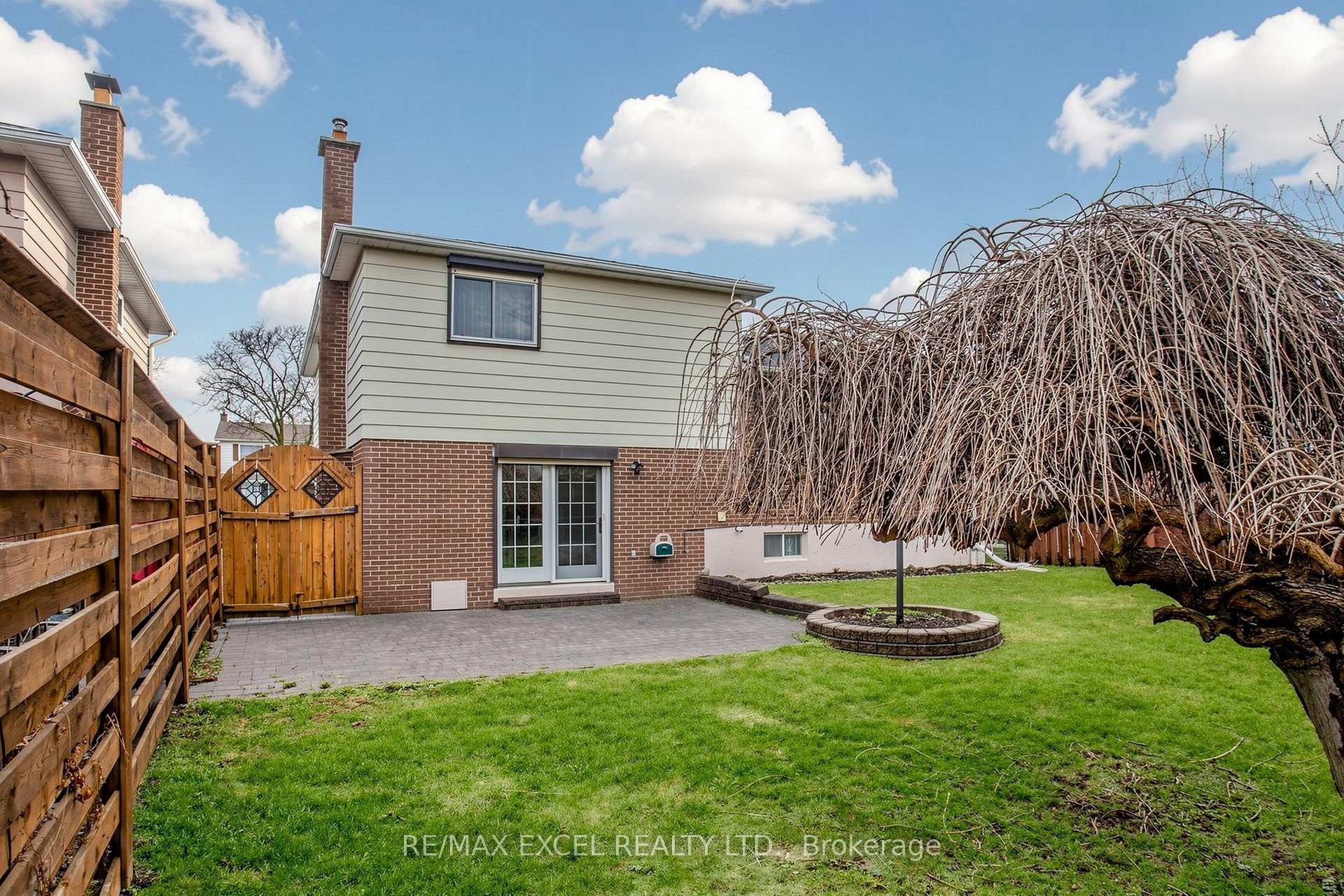 









30


WAKEFIELD

Crescent,
Toronto,




ON
M1W 2C2

