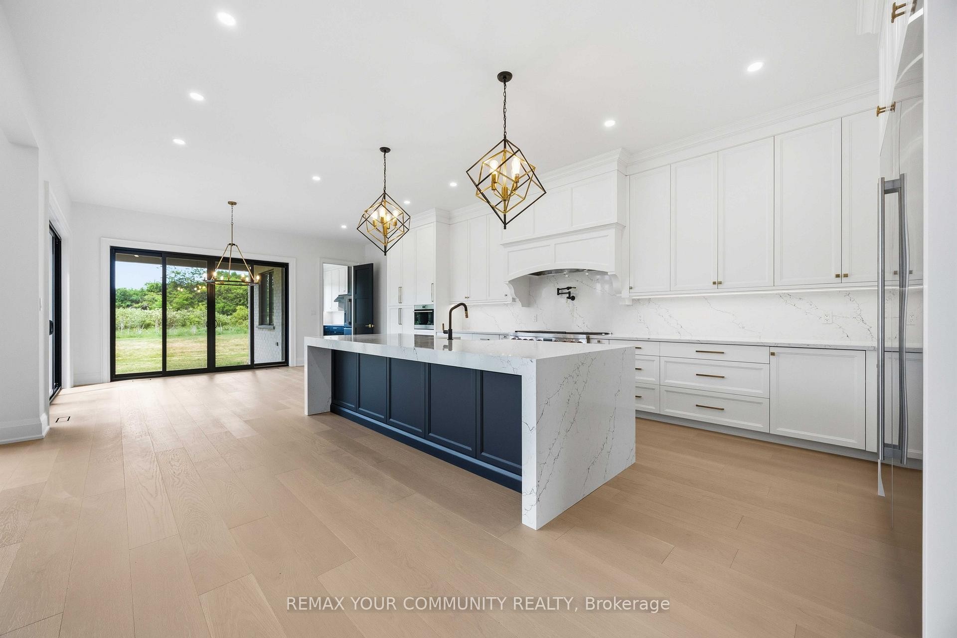 









6680


Coronation

Road,
Whitby,




ON
L1M 1R6

