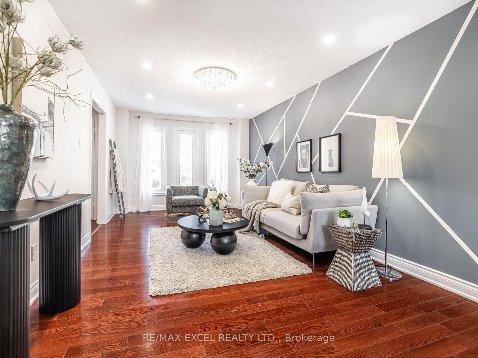 









9


Shadlock

Street,
Markham,




ON
L3S 3E1

