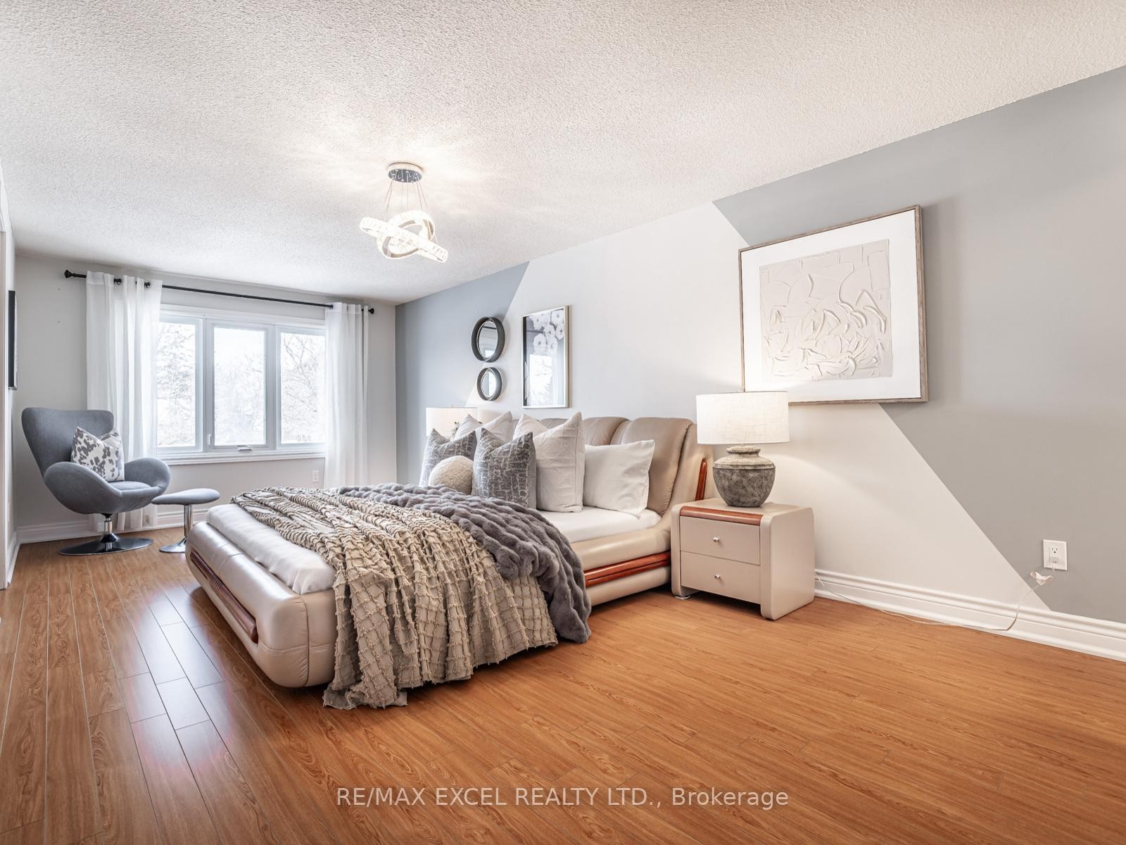 









9


Shadlock

Street,
Markham,




ON
L3S 3E1

