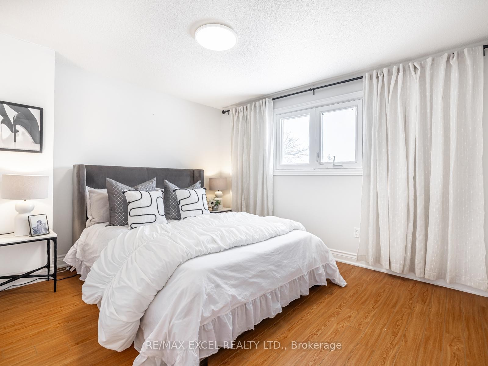 









9


Shadlock

Street,
Markham,




ON
L3S 3E1

