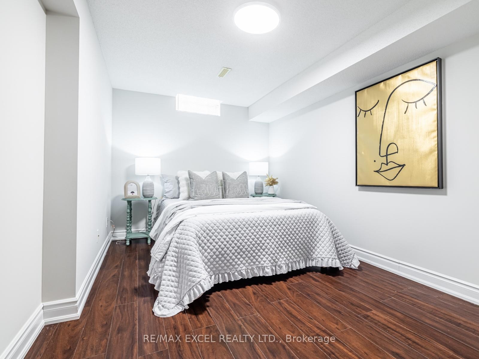 









9


Shadlock

Street,
Markham,




ON
L3S 3E1

