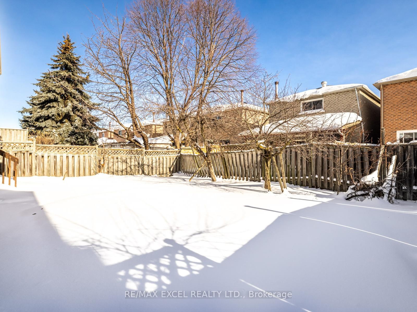 









9


Shadlock

Street,
Markham,




ON
L3S 3E1

