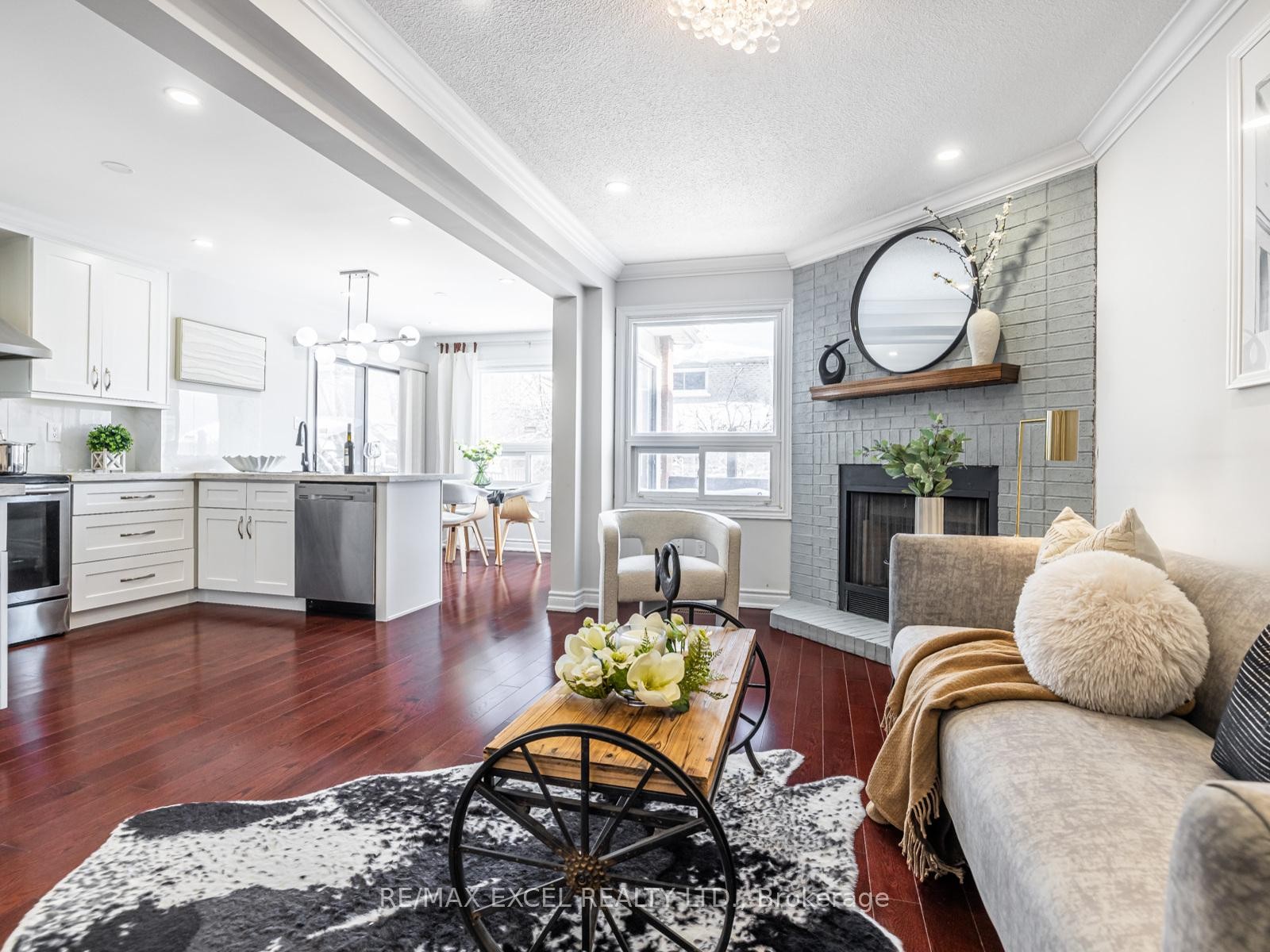 









9


Shadlock

Street,
Markham,




ON
L3S 3E1

