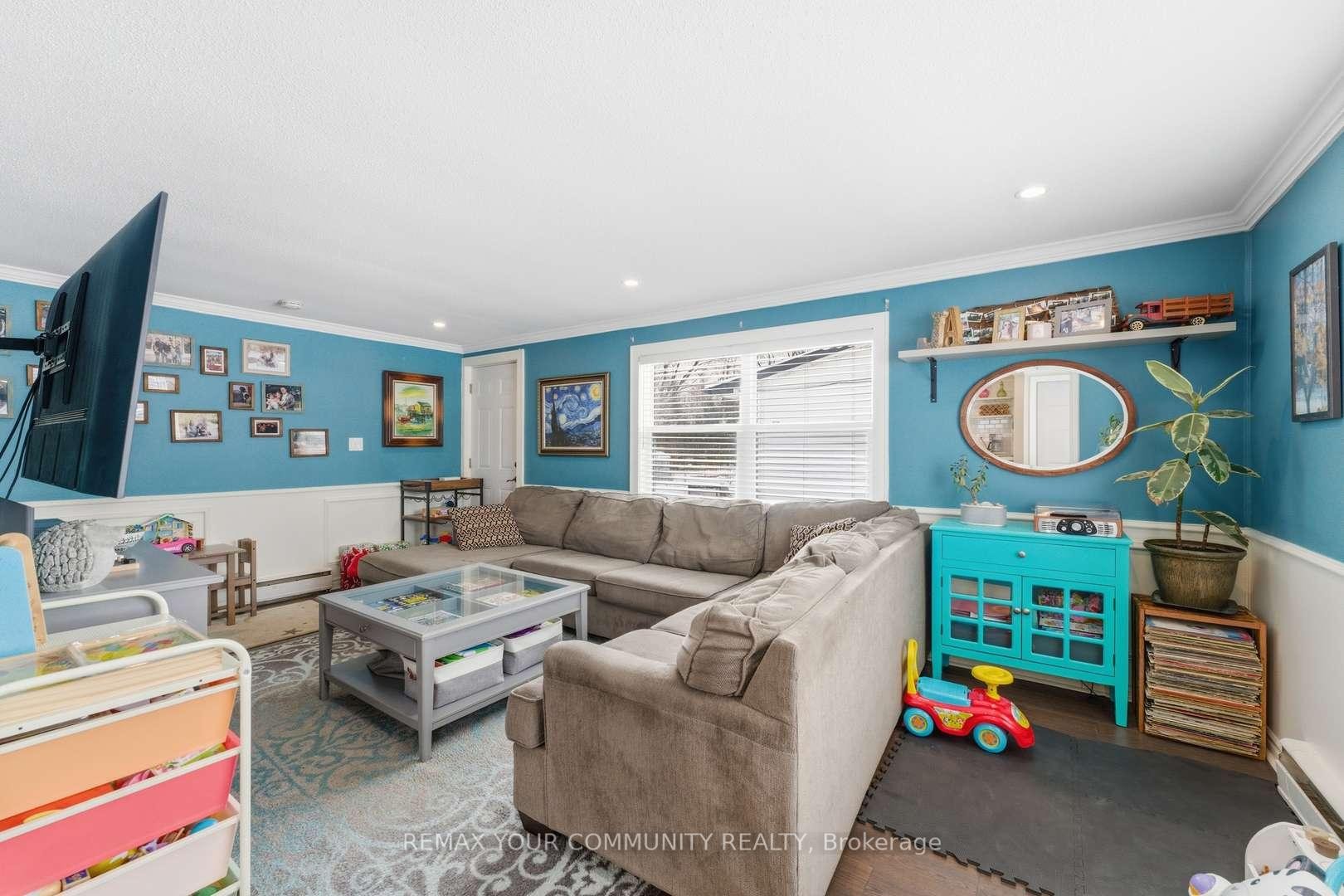 









41


Eastern

Avenue,
New Tecumseth,




ON
L0G 1W0

