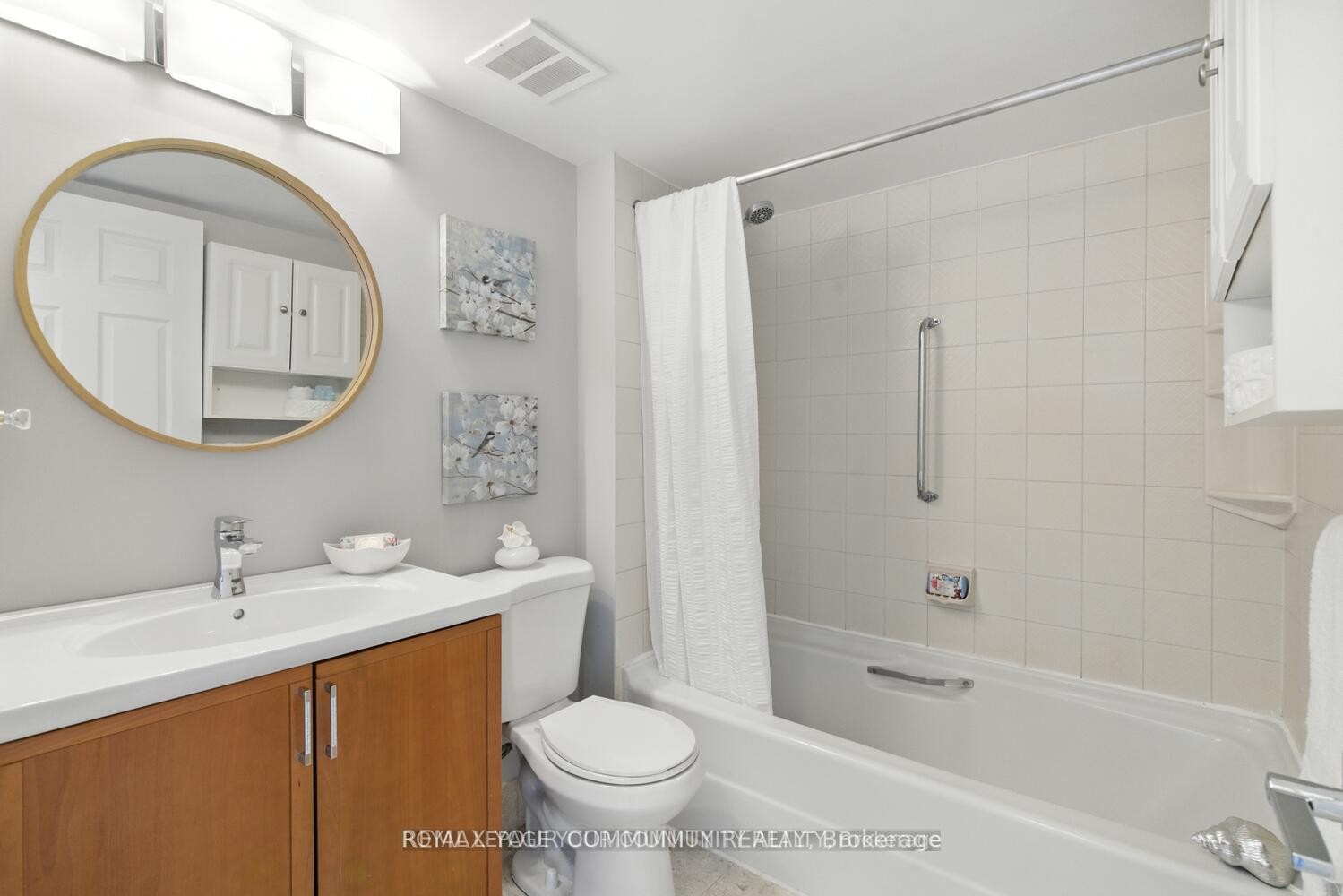 









14924


Yonge

Street, 305,
Aurora,




ON
L4G 6H7

